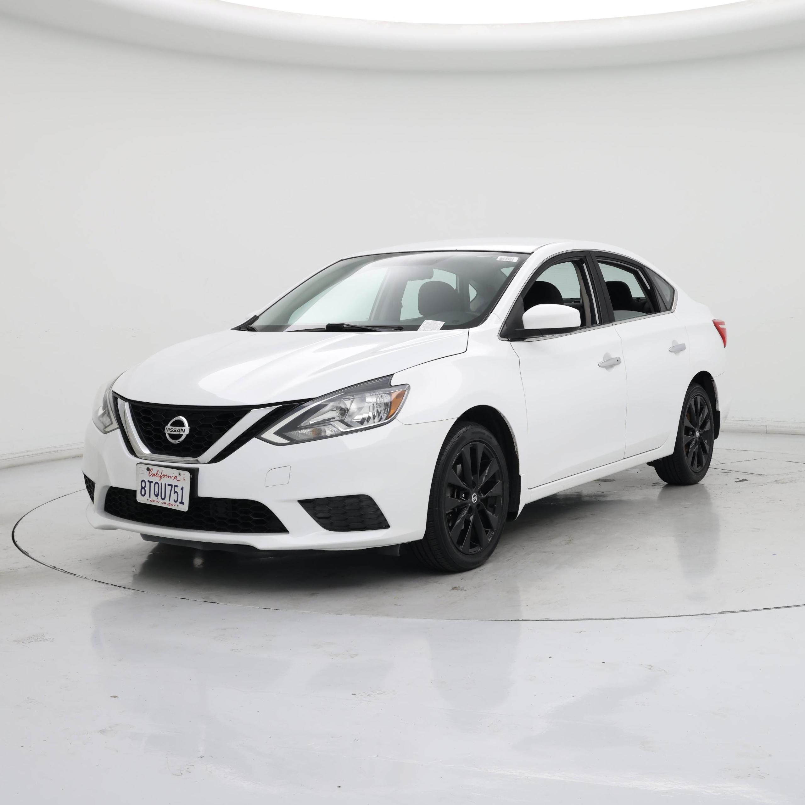 Thumbnail: 2017 Nissan Sentra - 4