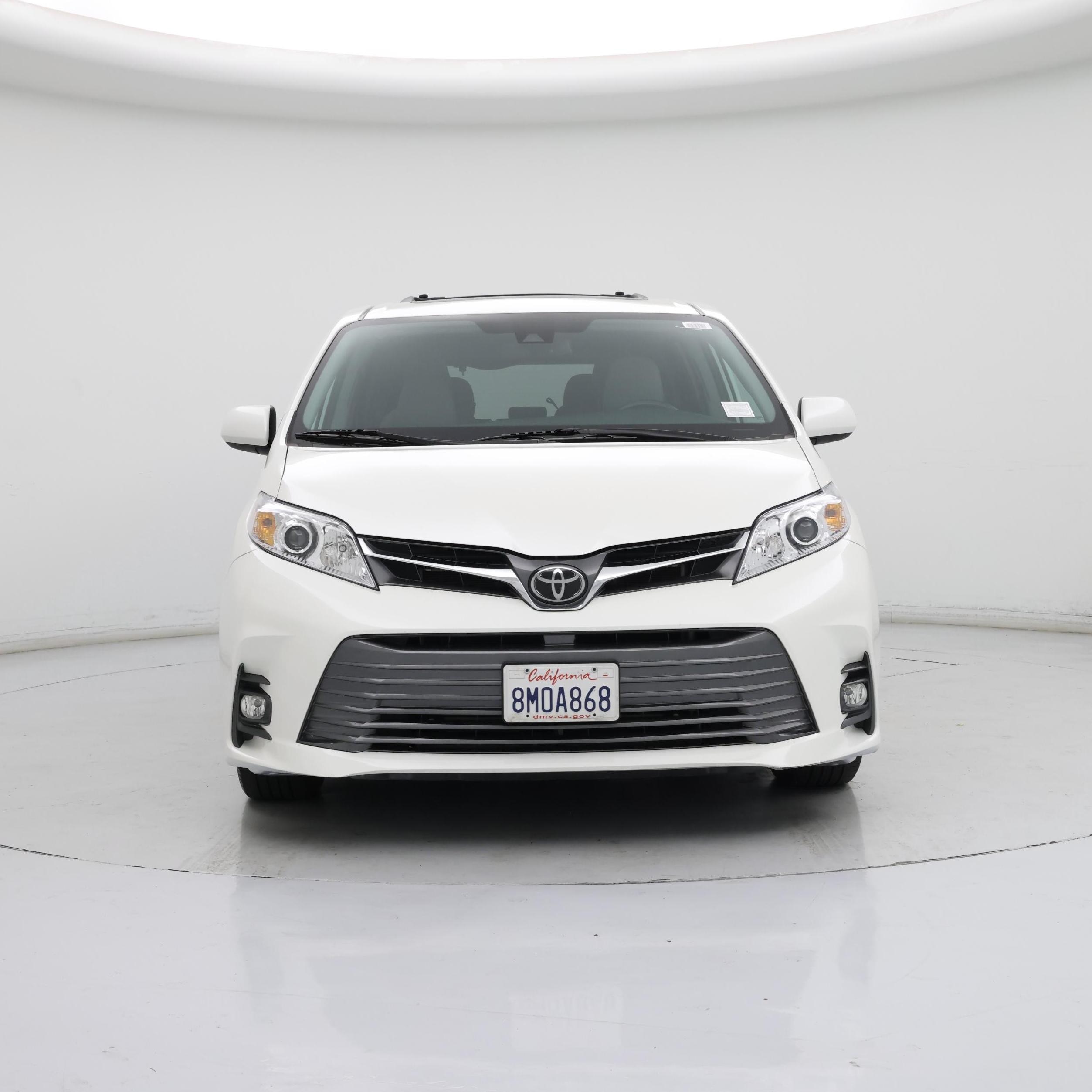 Thumbnail: 2020 Toyota Sienna - 5