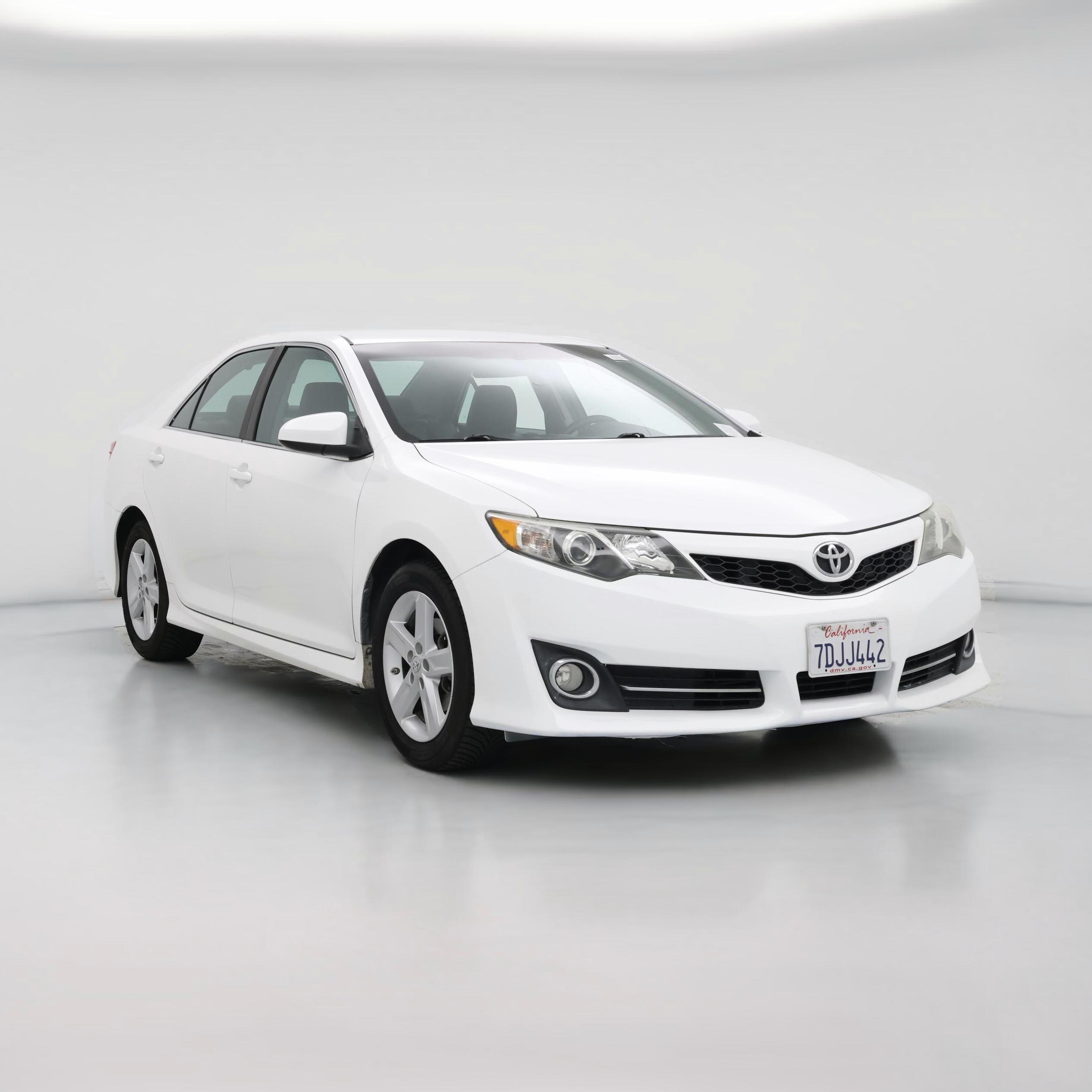 Thumbnail: 2014 Toyota Camry - 1