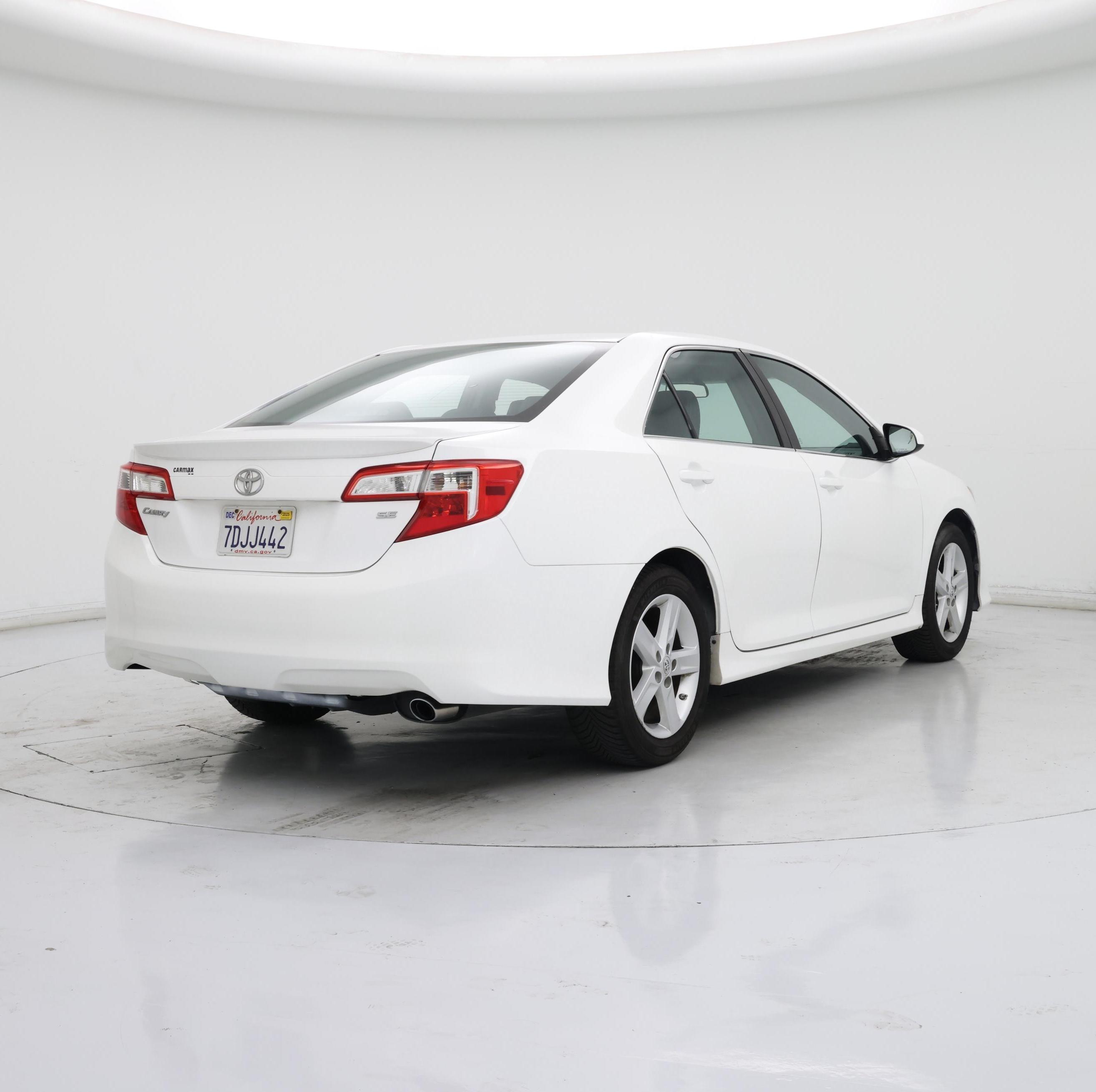 Thumbnail: 2014 Toyota Camry - 8