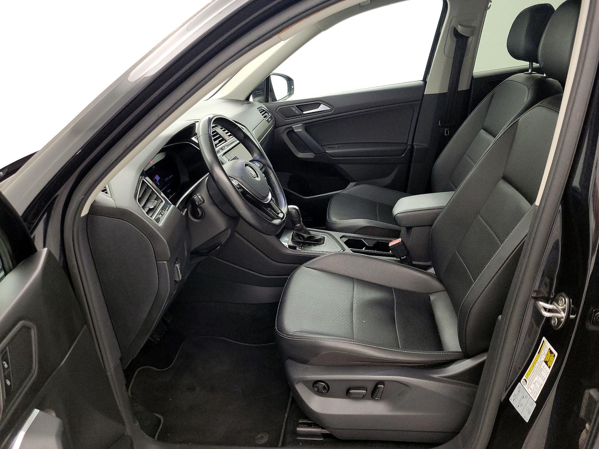 Thumbnail: 2019 Volkswagen Tiguan - 11