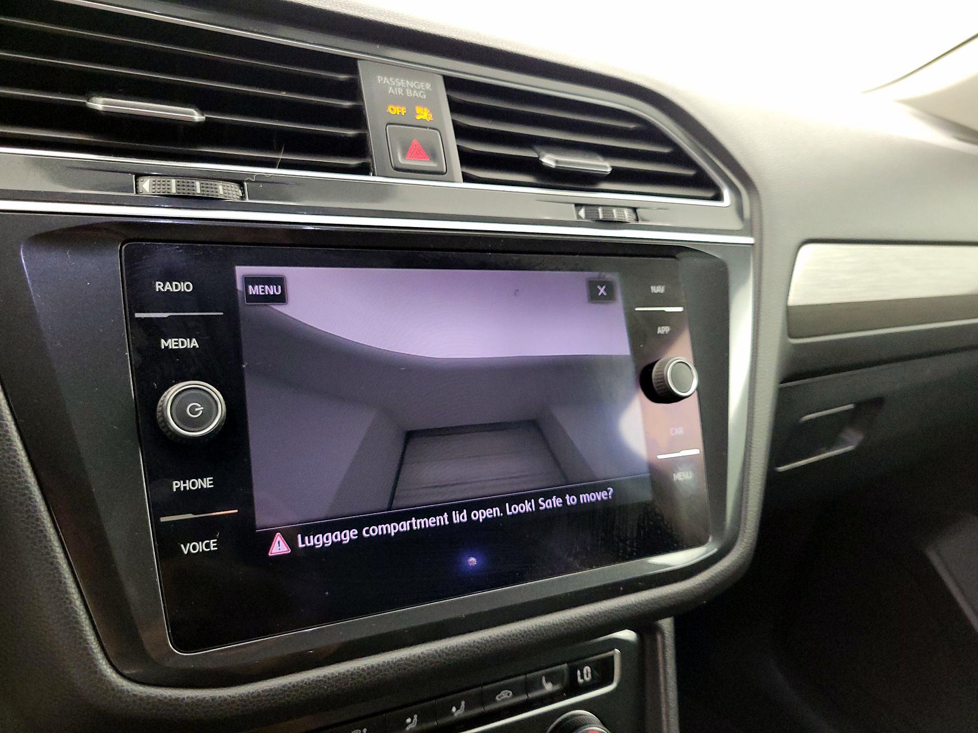 Thumbnail: 2019 Volkswagen Tiguan - 14