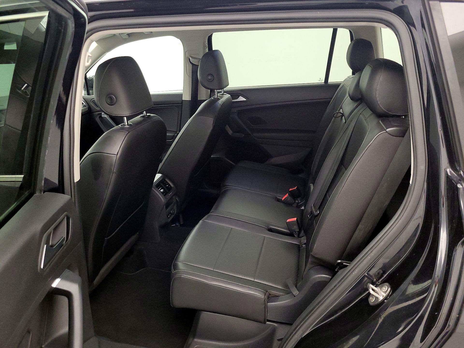 Thumbnail: 2019 Volkswagen Tiguan - 19