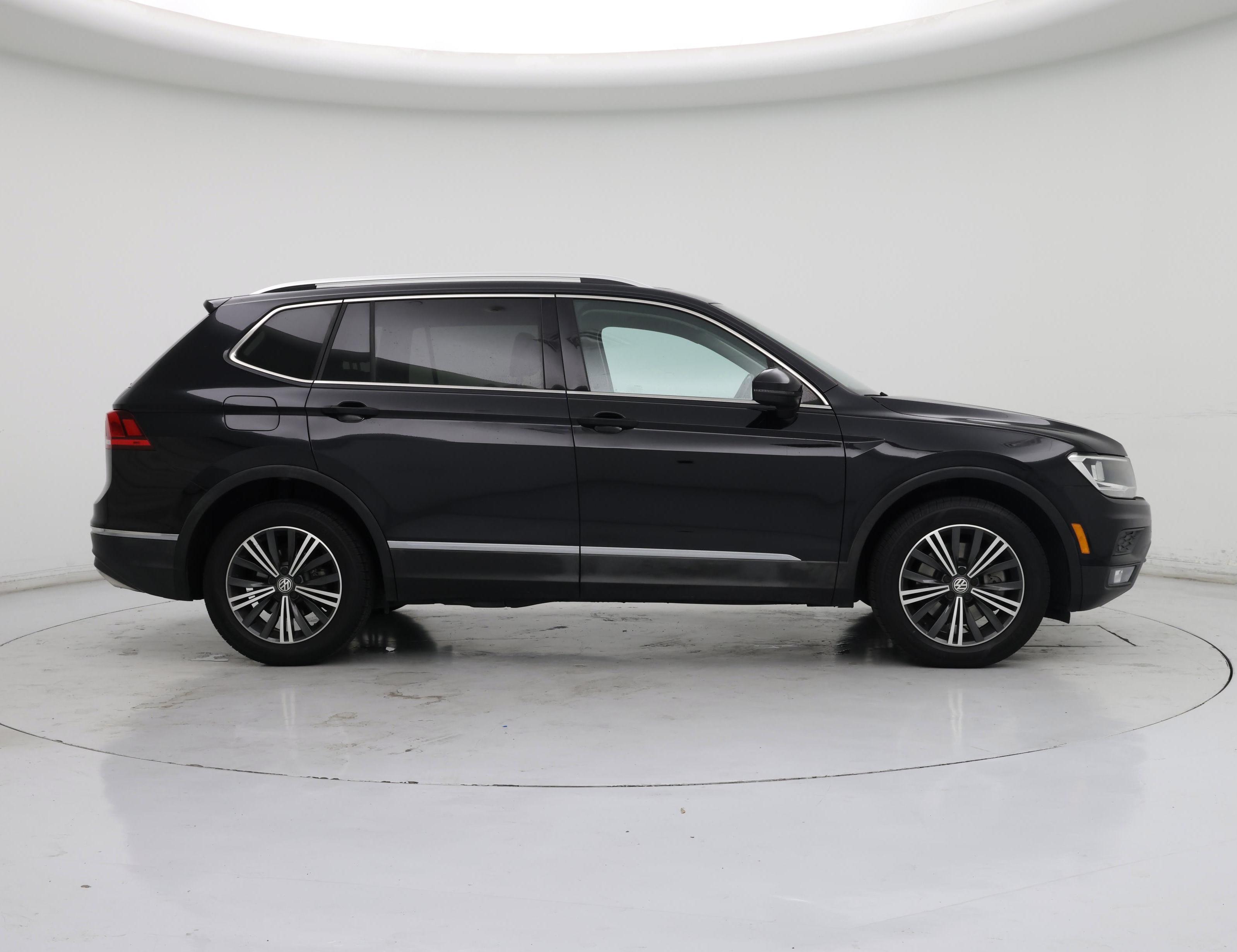 Thumbnail: 2019 Volkswagen Tiguan - 7