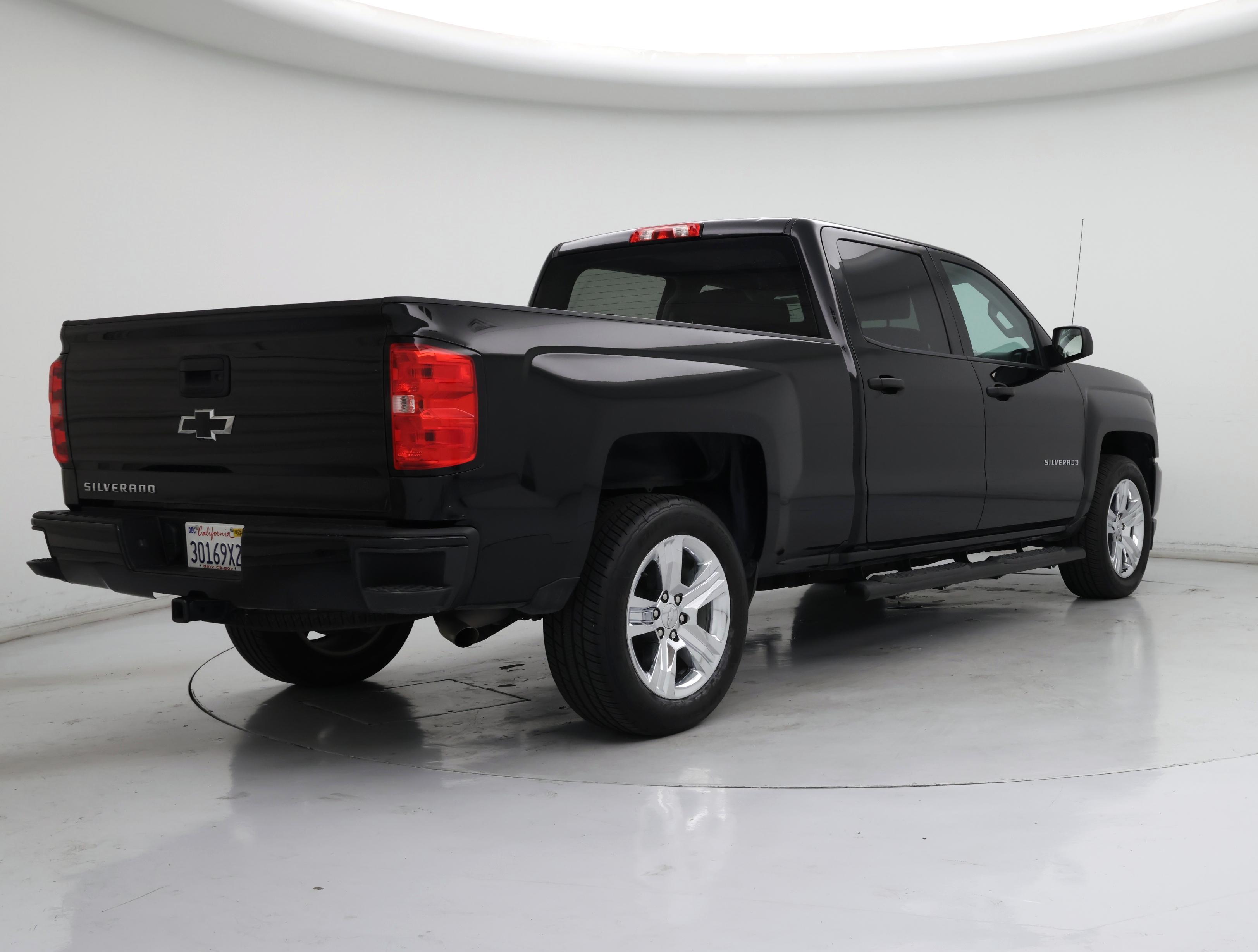 Thumbnail: 2018 Chevrolet Silverado 1500 - 8