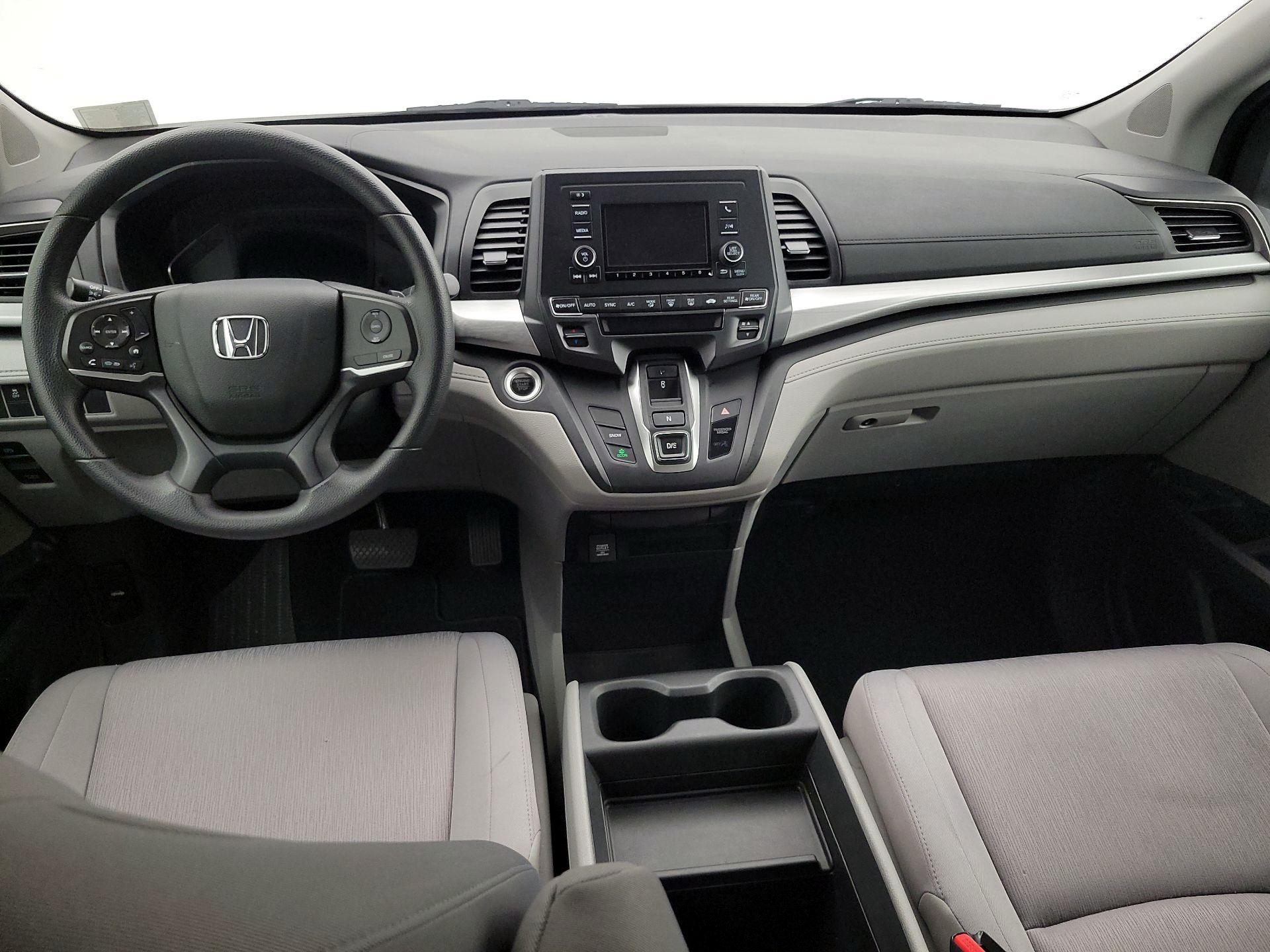 Thumbnail: 2018 Honda Odyssey - 9