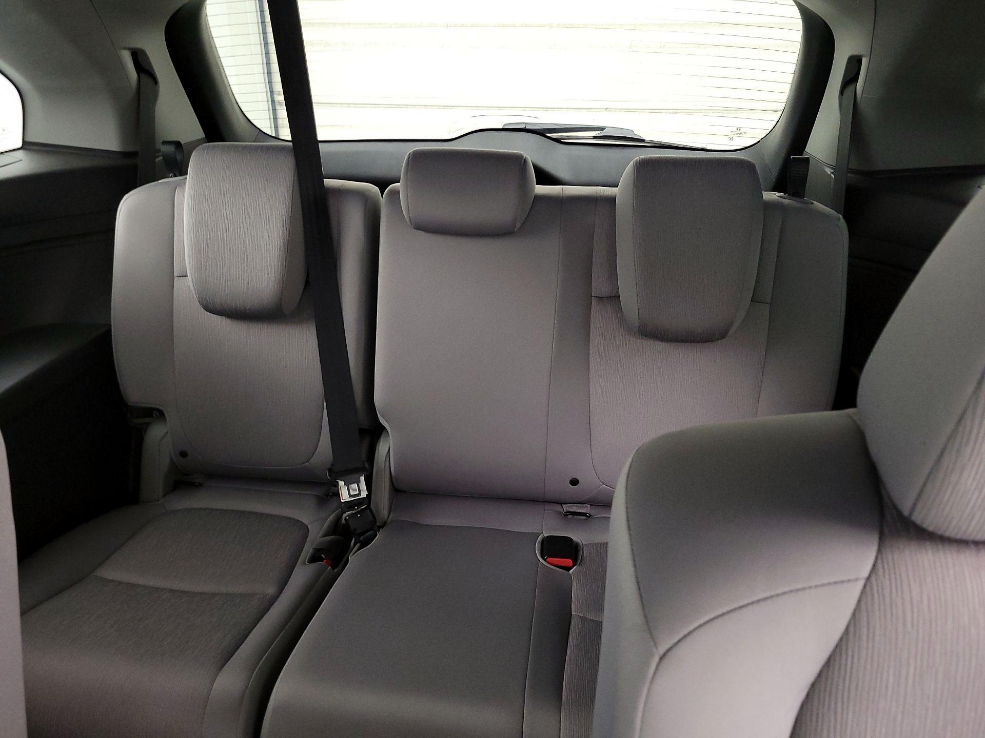 Thumbnail: 2018 Honda Odyssey - 19