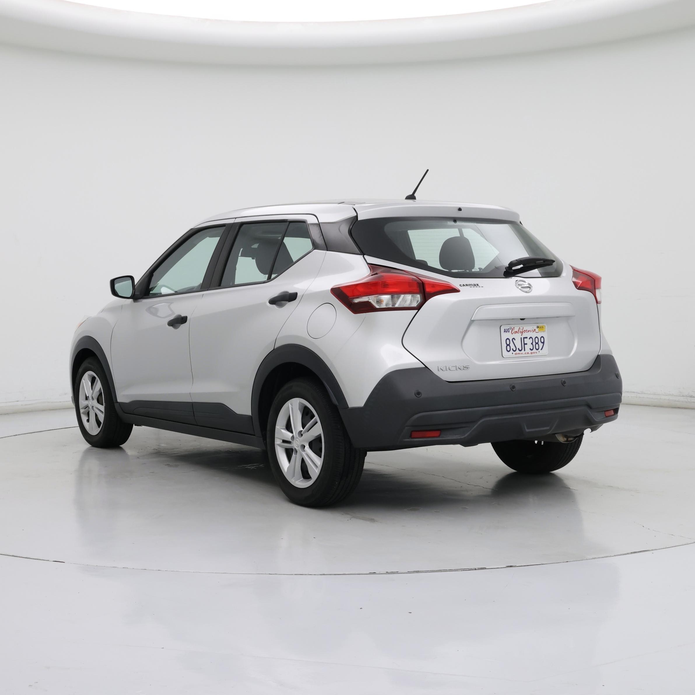 Thumbnail: 2020 Nissan Kicks - 2