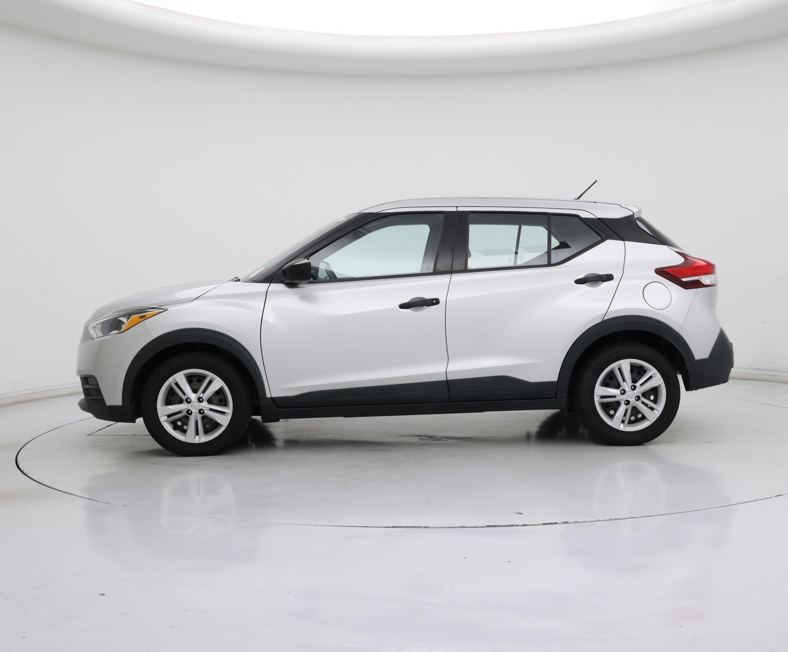 Thumbnail: 2020 Nissan Kicks - 3