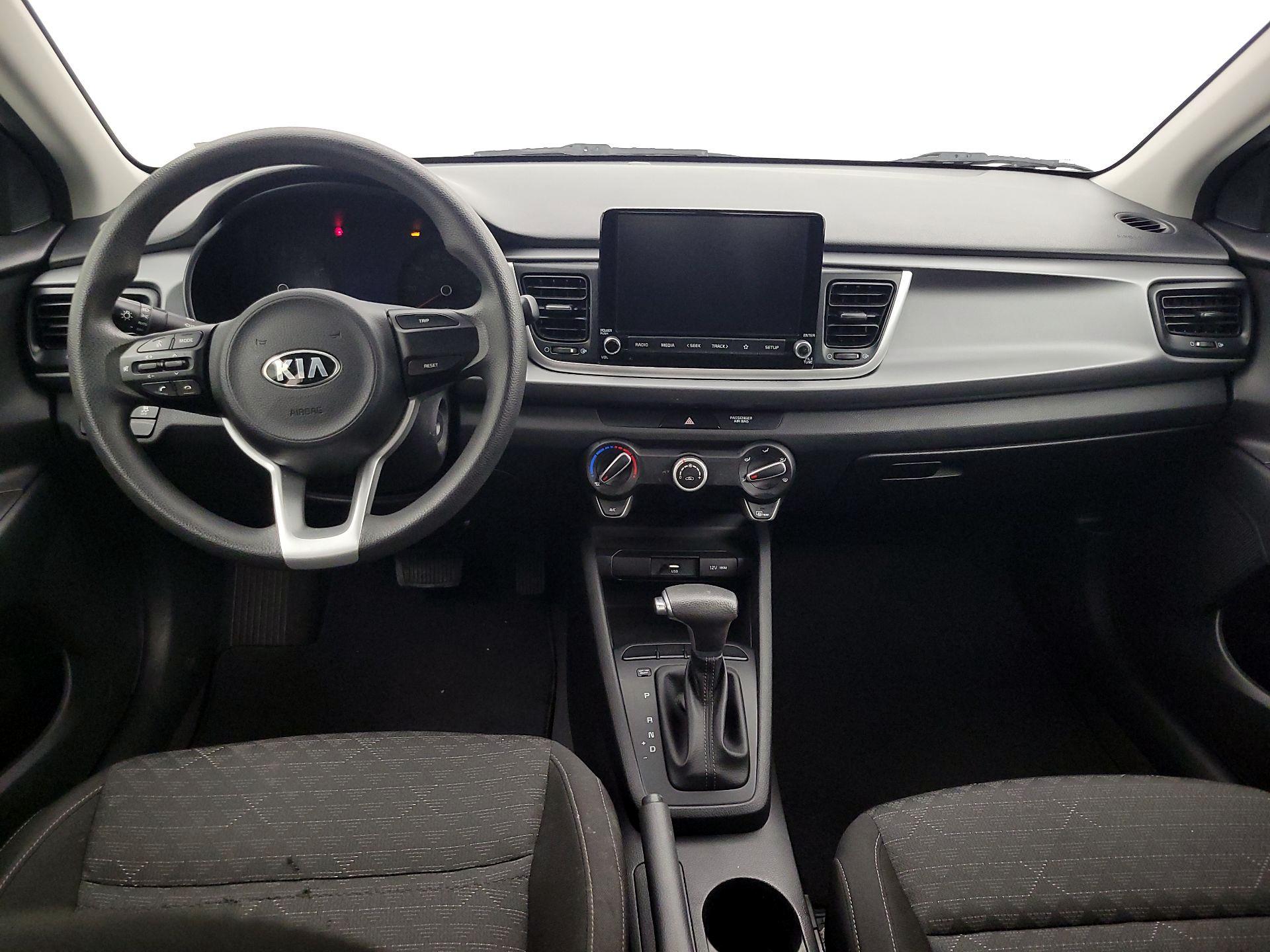 Thumbnail: 2021 Kia Rio - 9