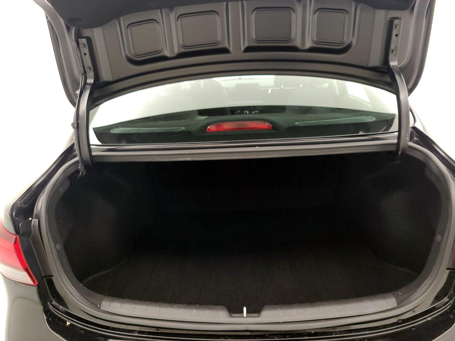 Thumbnail: 2021 Kia Rio - 20