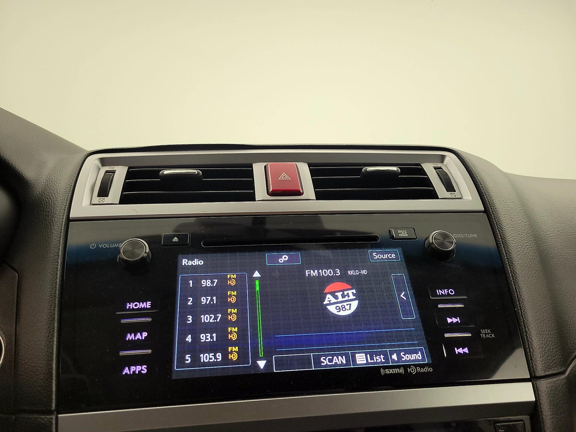 Thumbnail: 2016 Subaru Outback - 16