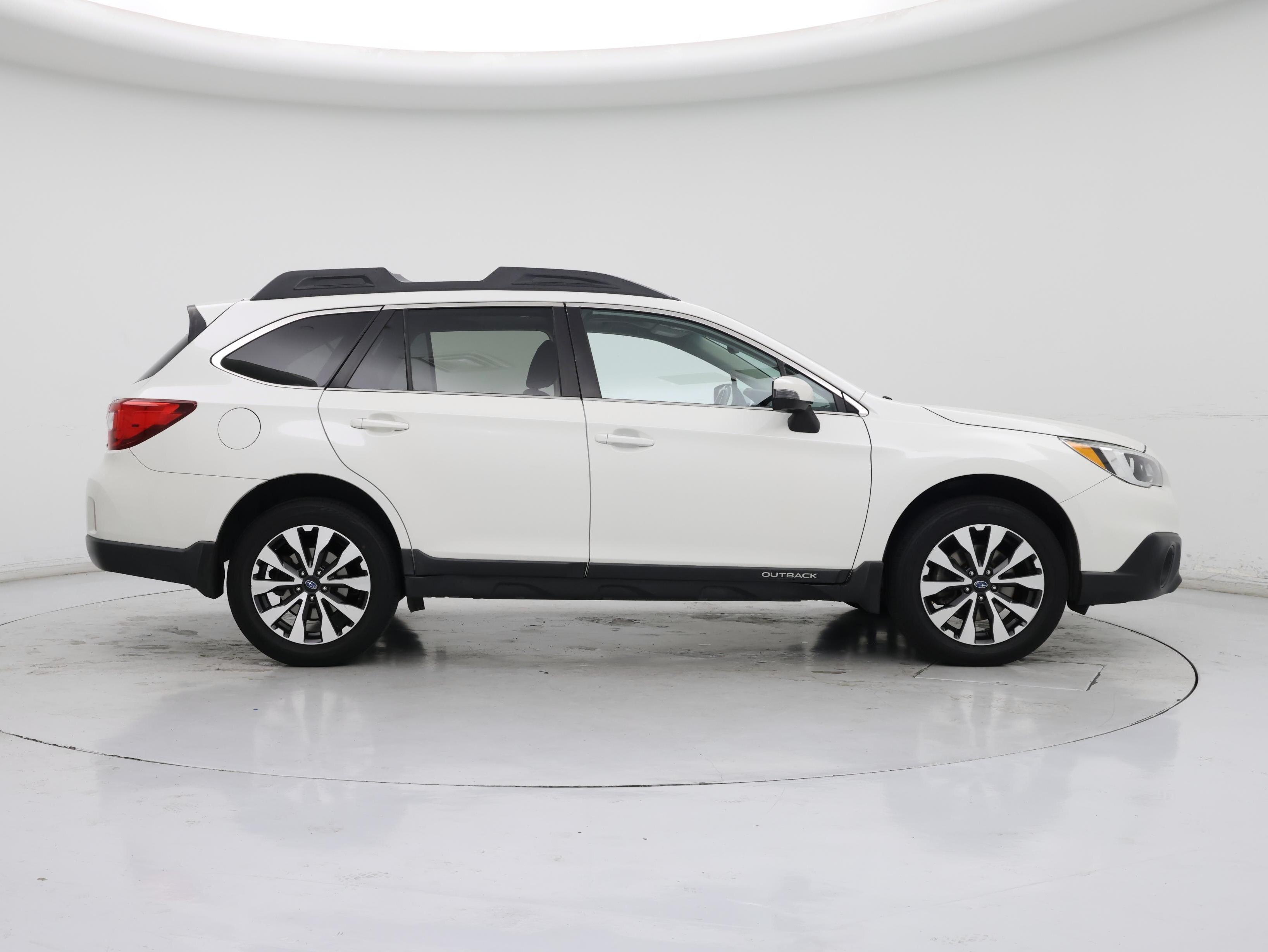 Thumbnail: 2016 Subaru Outback - 7