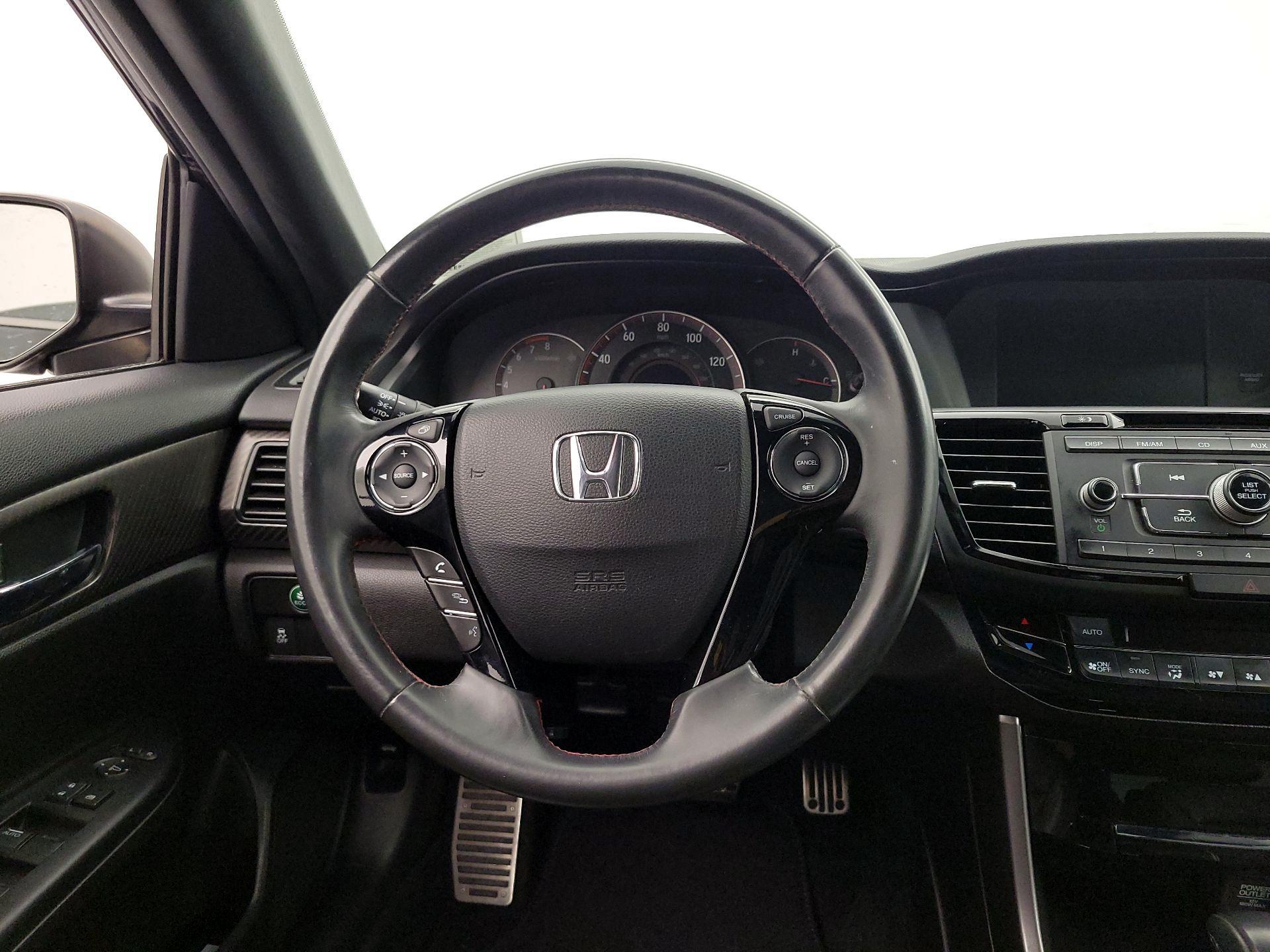 Thumbnail: 2017 Honda Accord - 10