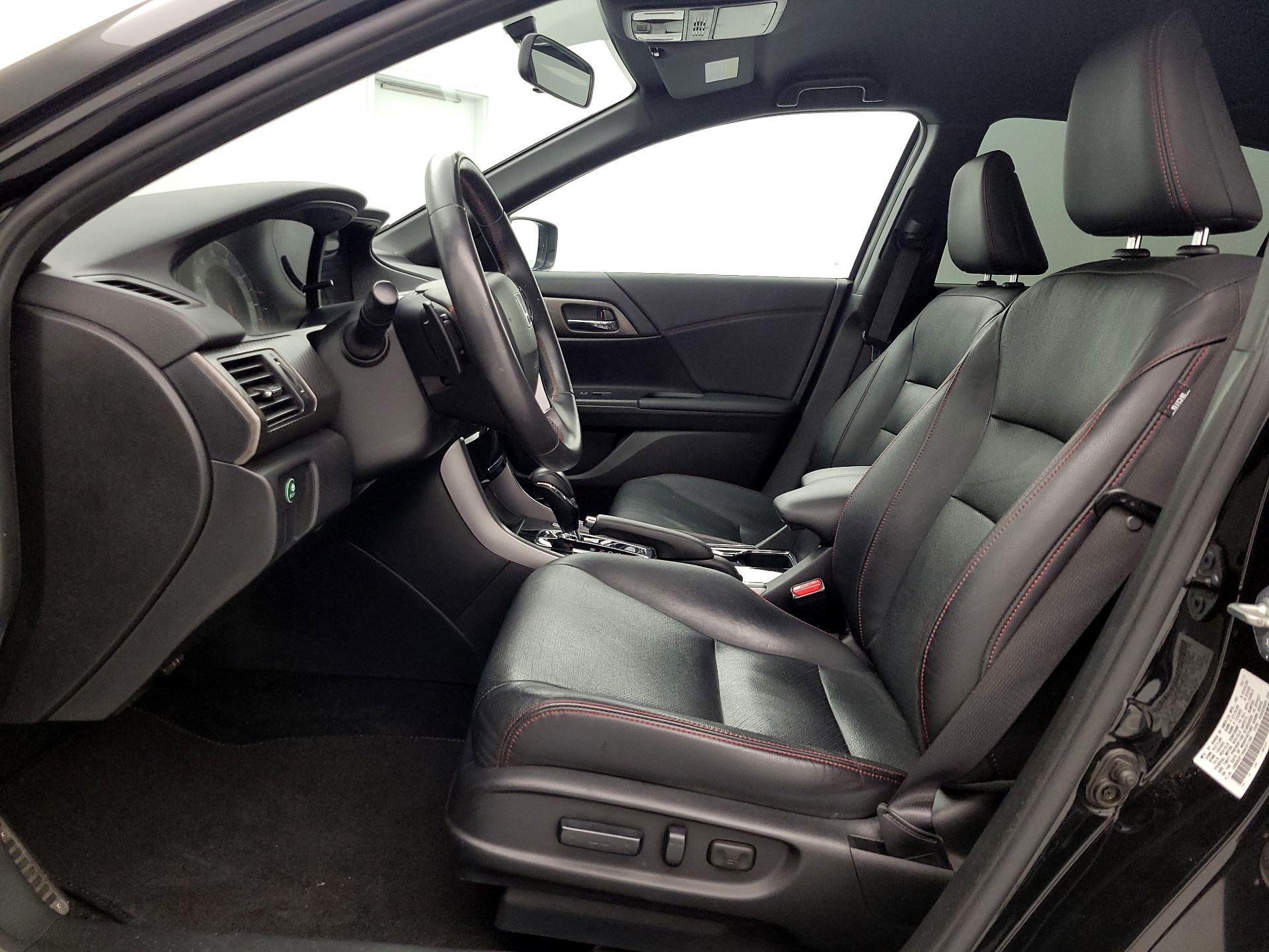 Thumbnail: 2017 Honda Accord - 11