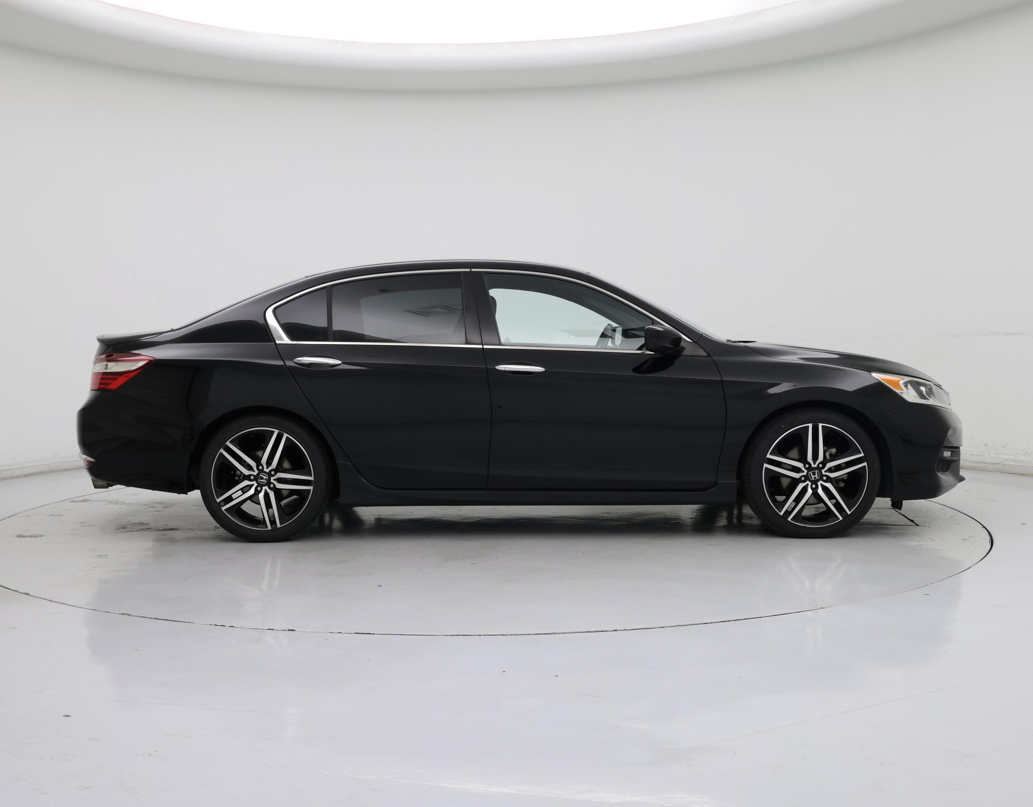 Thumbnail: 2017 Honda Accord - 7
