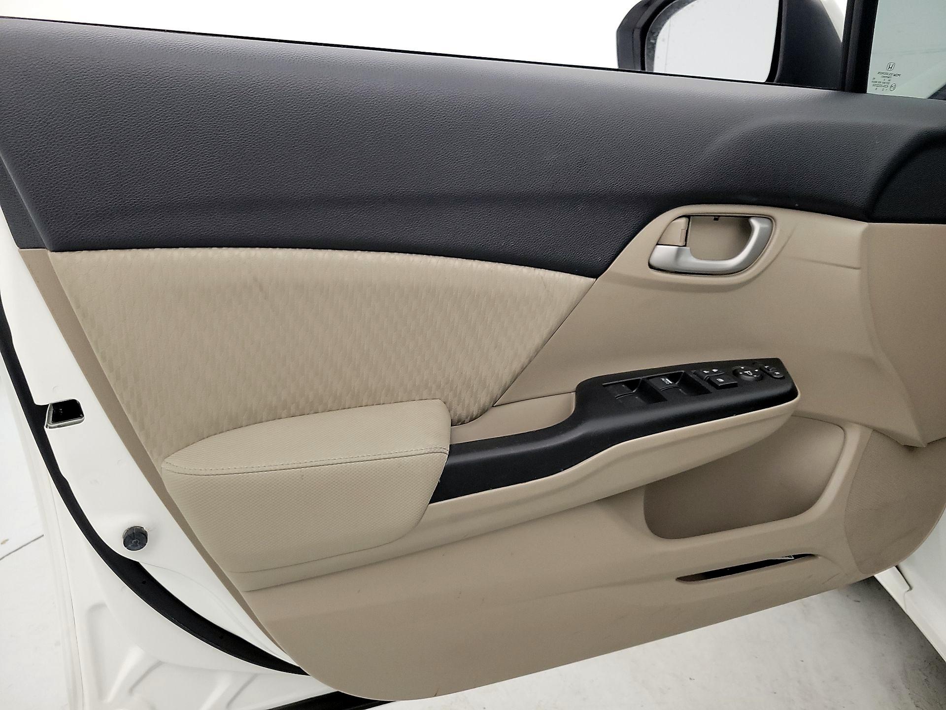 Thumbnail: 2015 Honda Civic - 12
