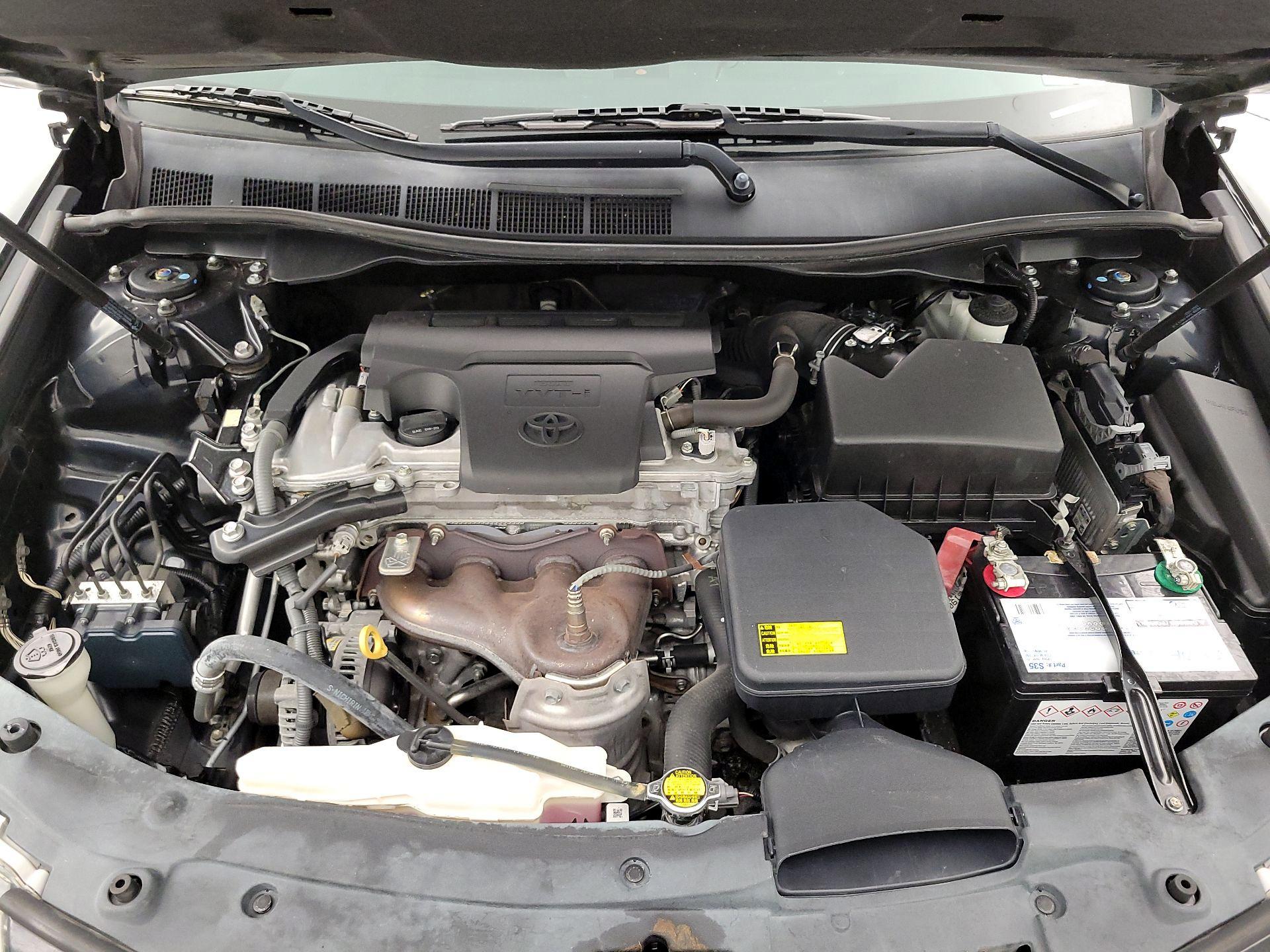 Thumbnail: 2013 Toyota Camry - 20
