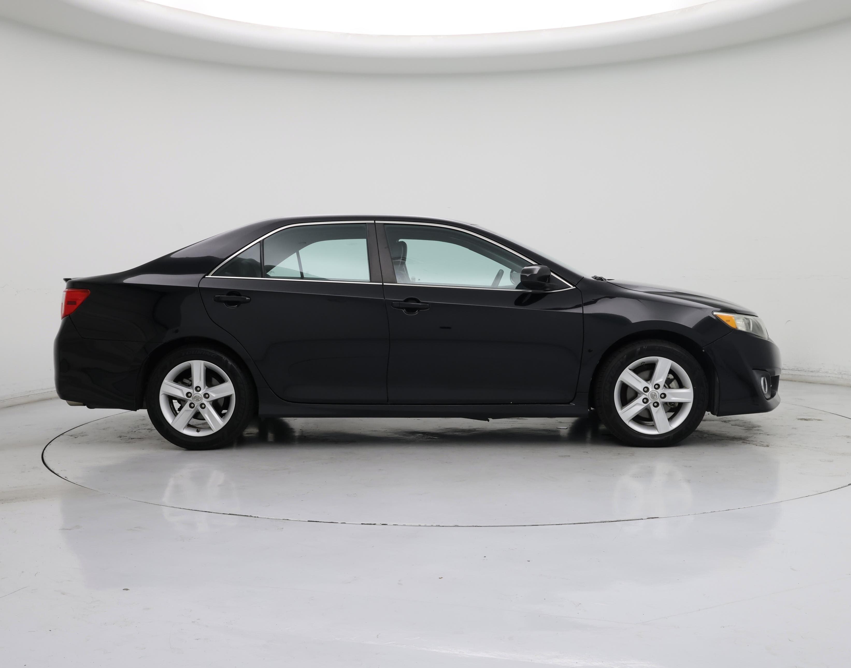 Thumbnail: 2013 Toyota Camry - 7