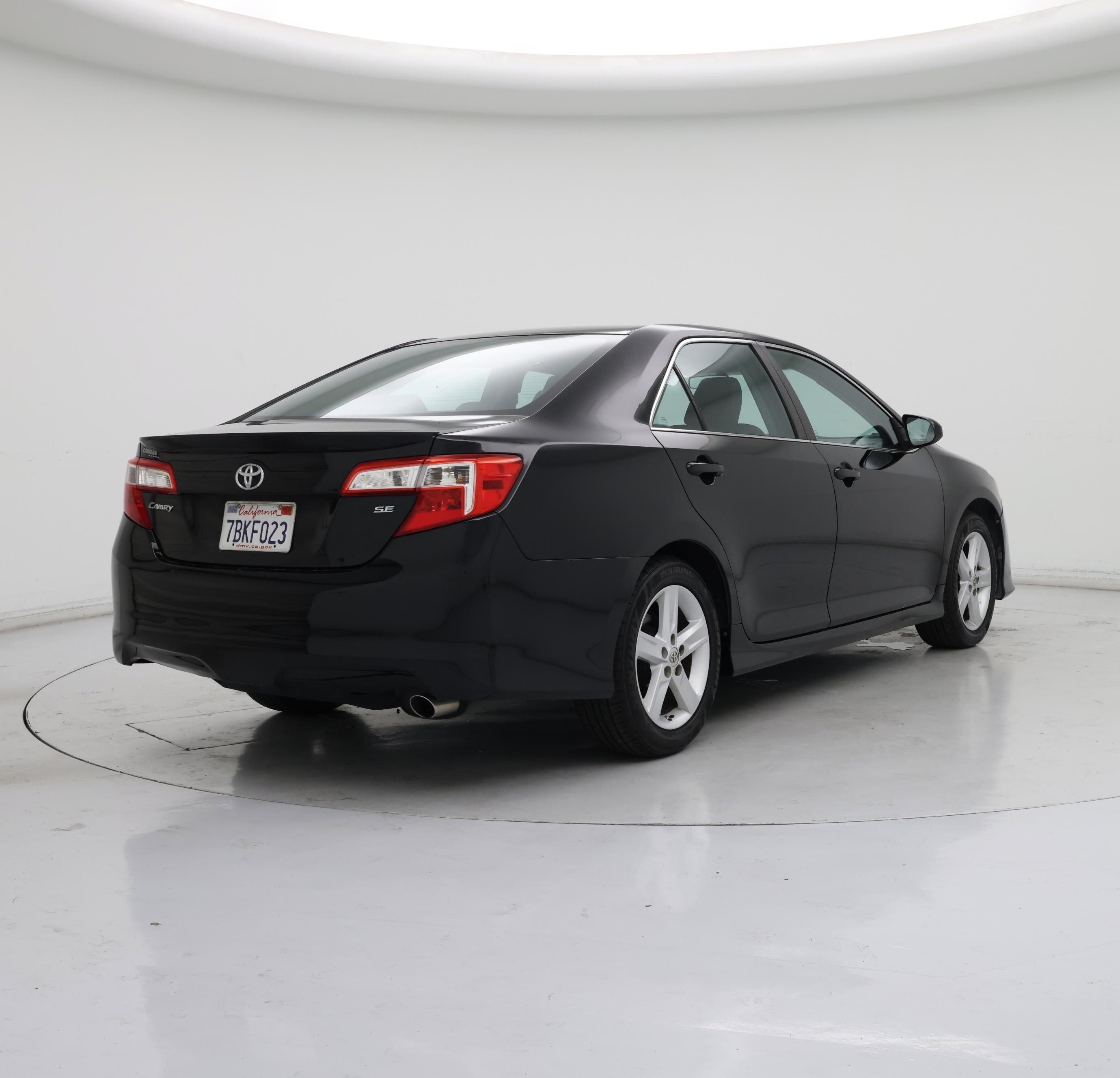 Thumbnail: 2013 Toyota Camry - 8