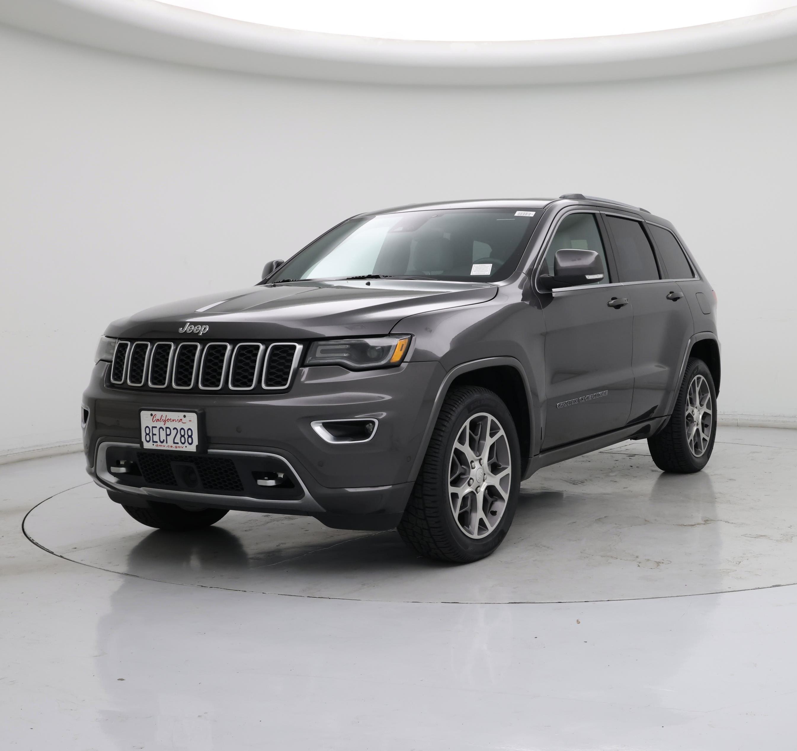 Thumbnail: 2018 Jeep Grand Cherokee - 4