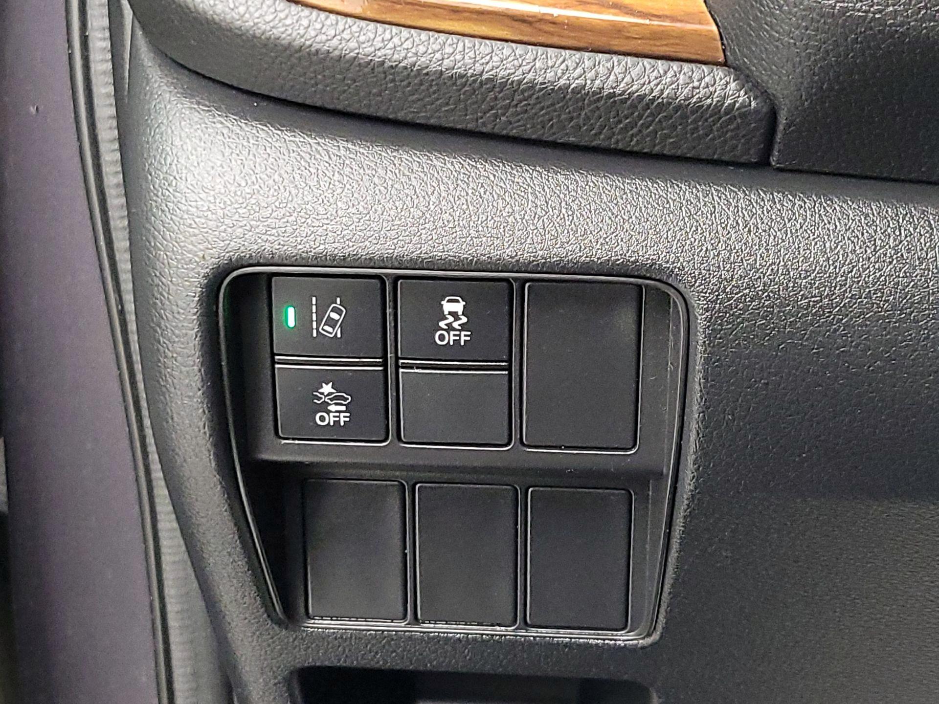 Thumbnail: 2020 Honda CR-V - 13