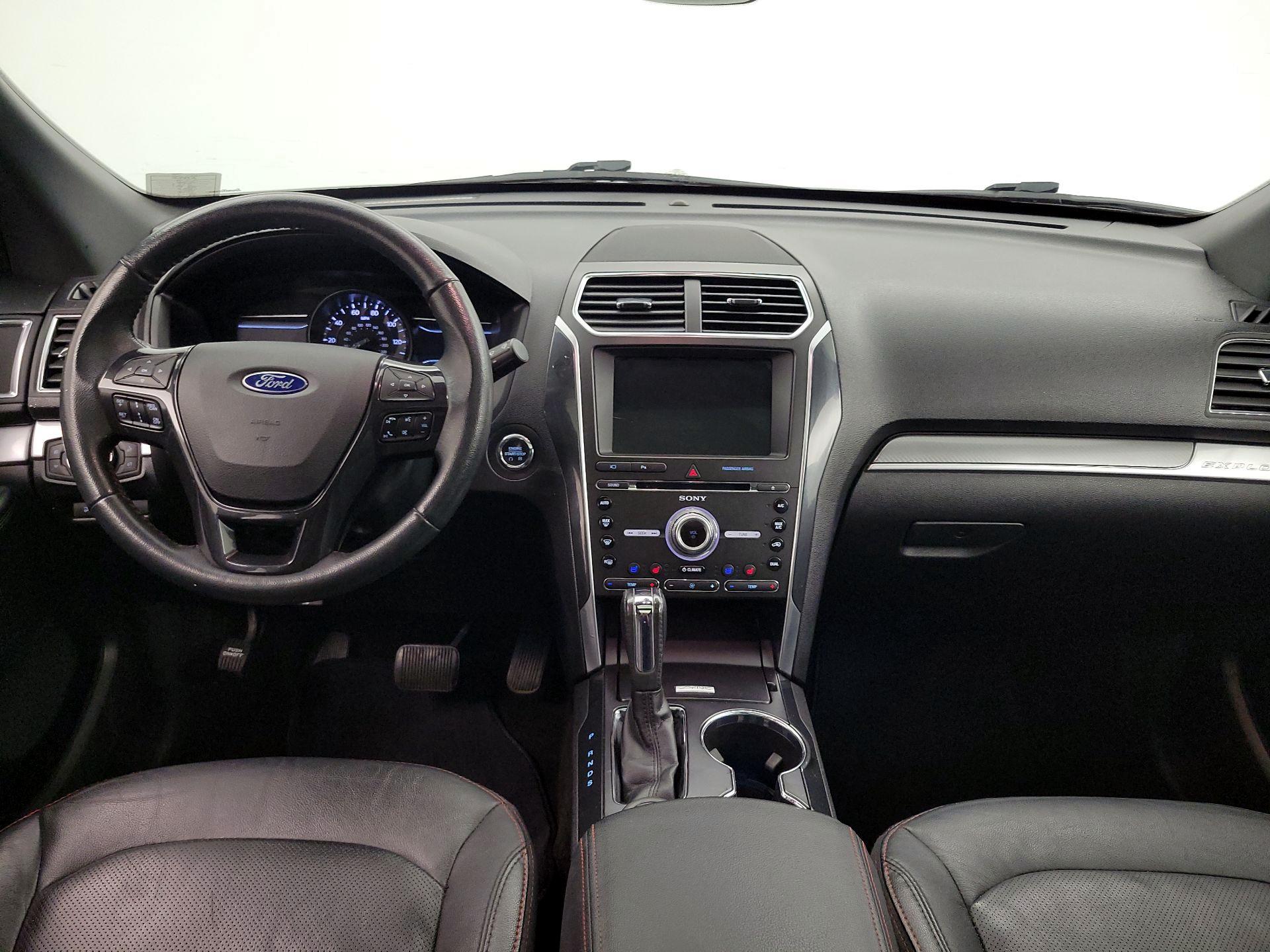 Thumbnail: 2018 Ford Explorer - 9