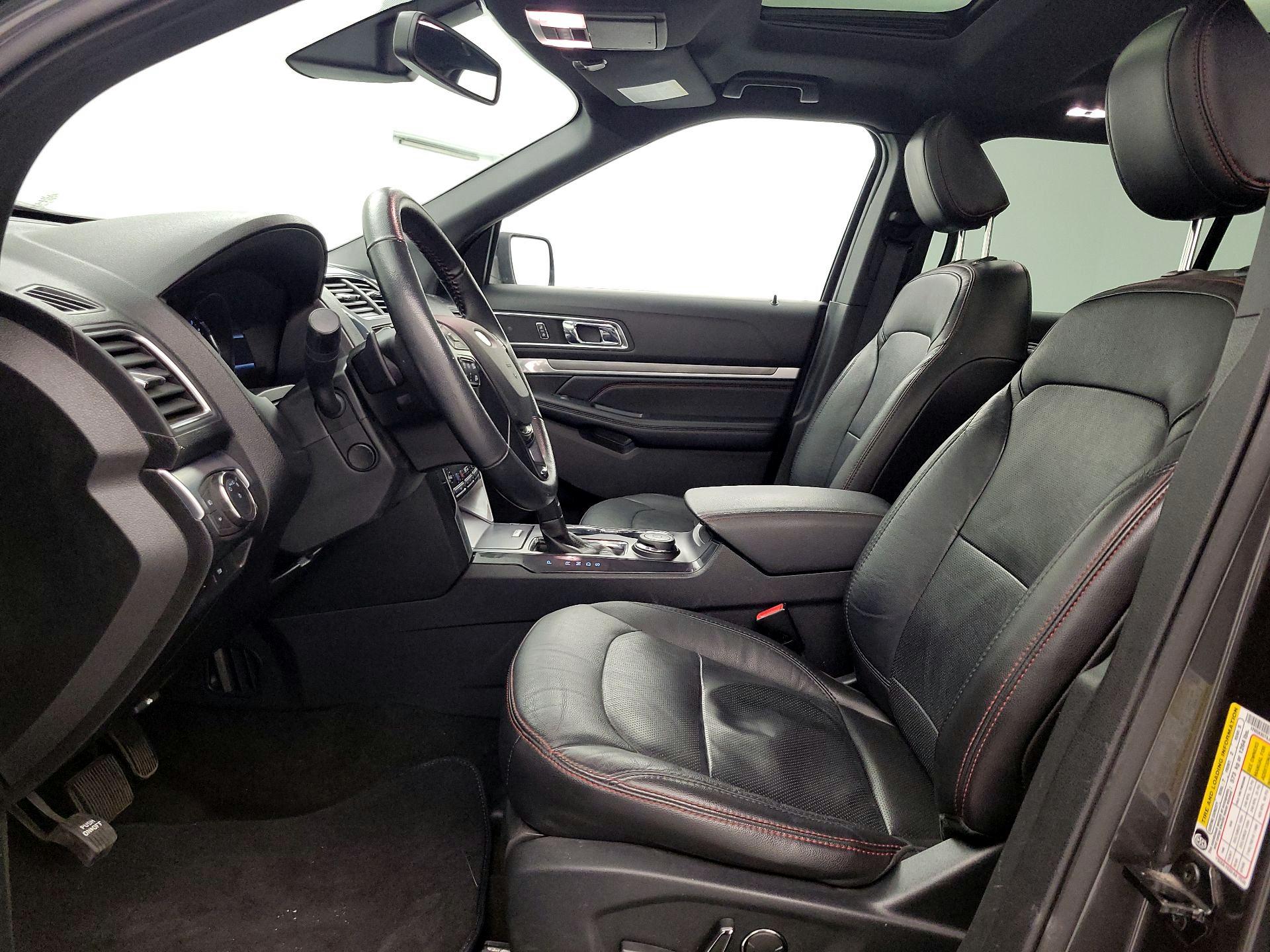 Thumbnail: 2018 Ford Explorer - 11