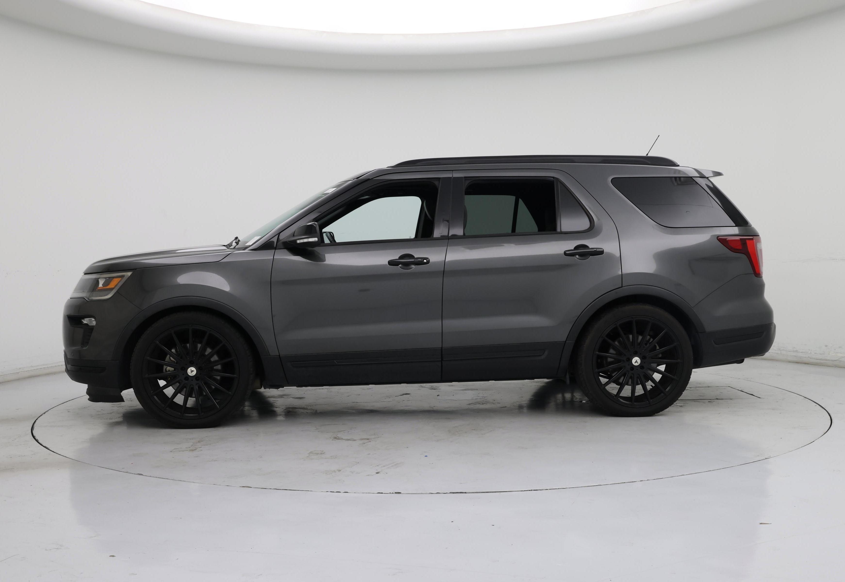 Thumbnail: 2018 Ford Explorer - 3