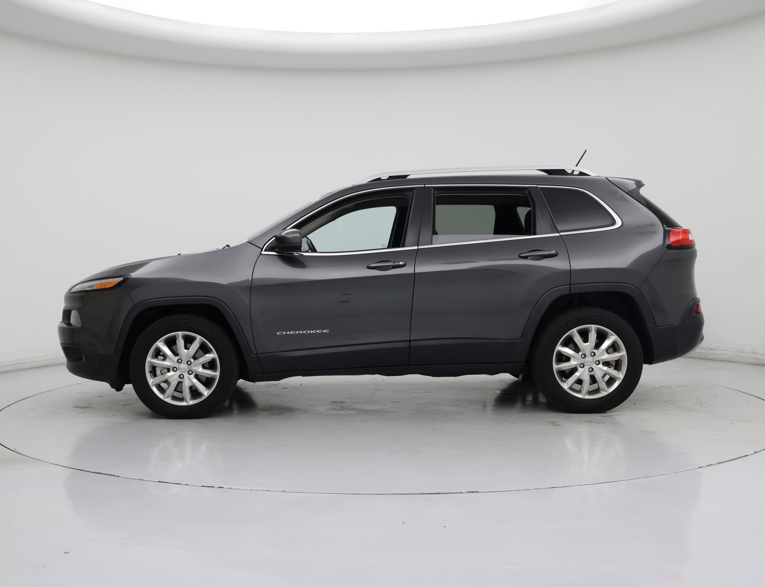 Thumbnail: 2015 Jeep Cherokee - 3