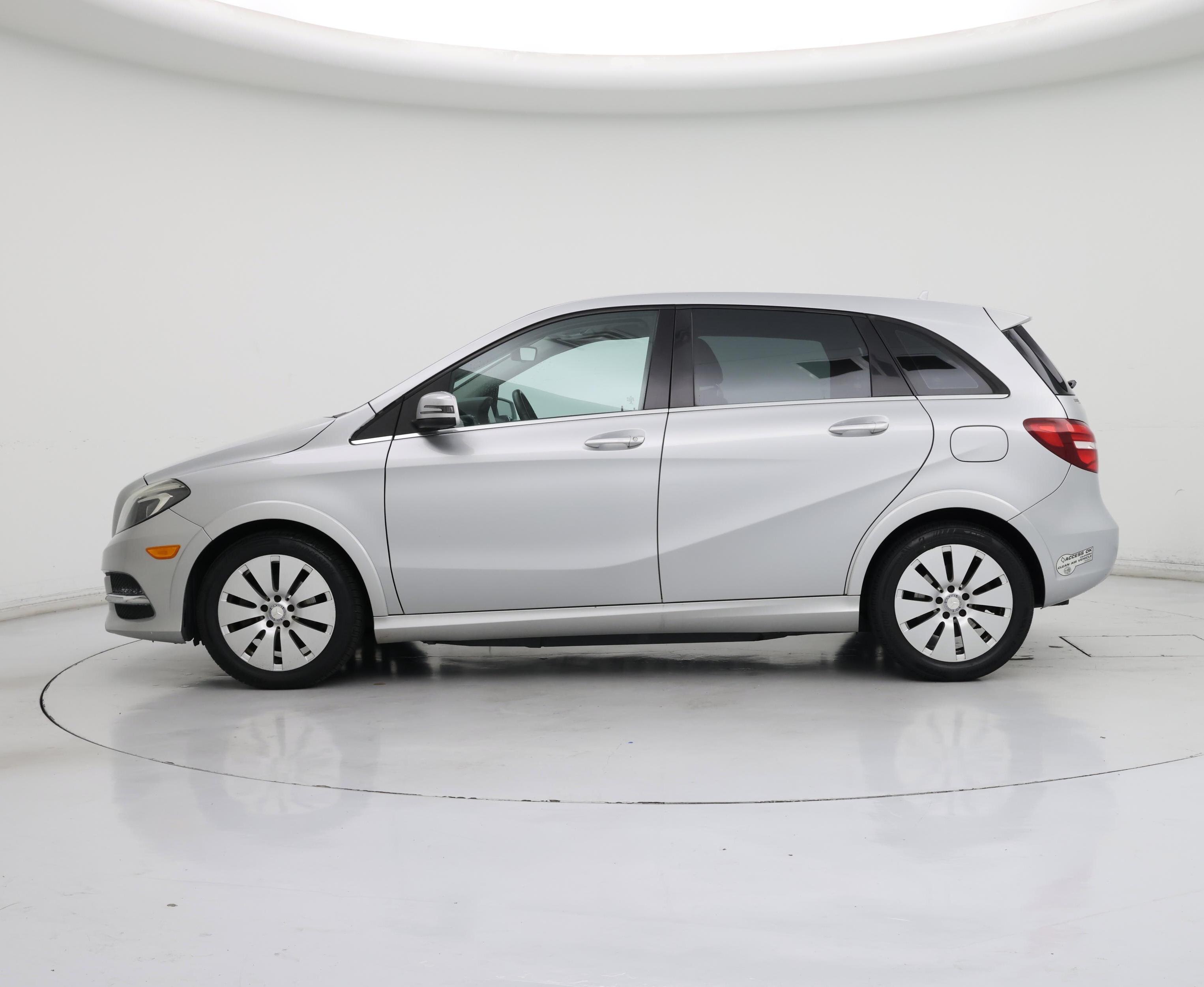 Thumbnail: 2015 Mercedes-Benz B-Class - 3