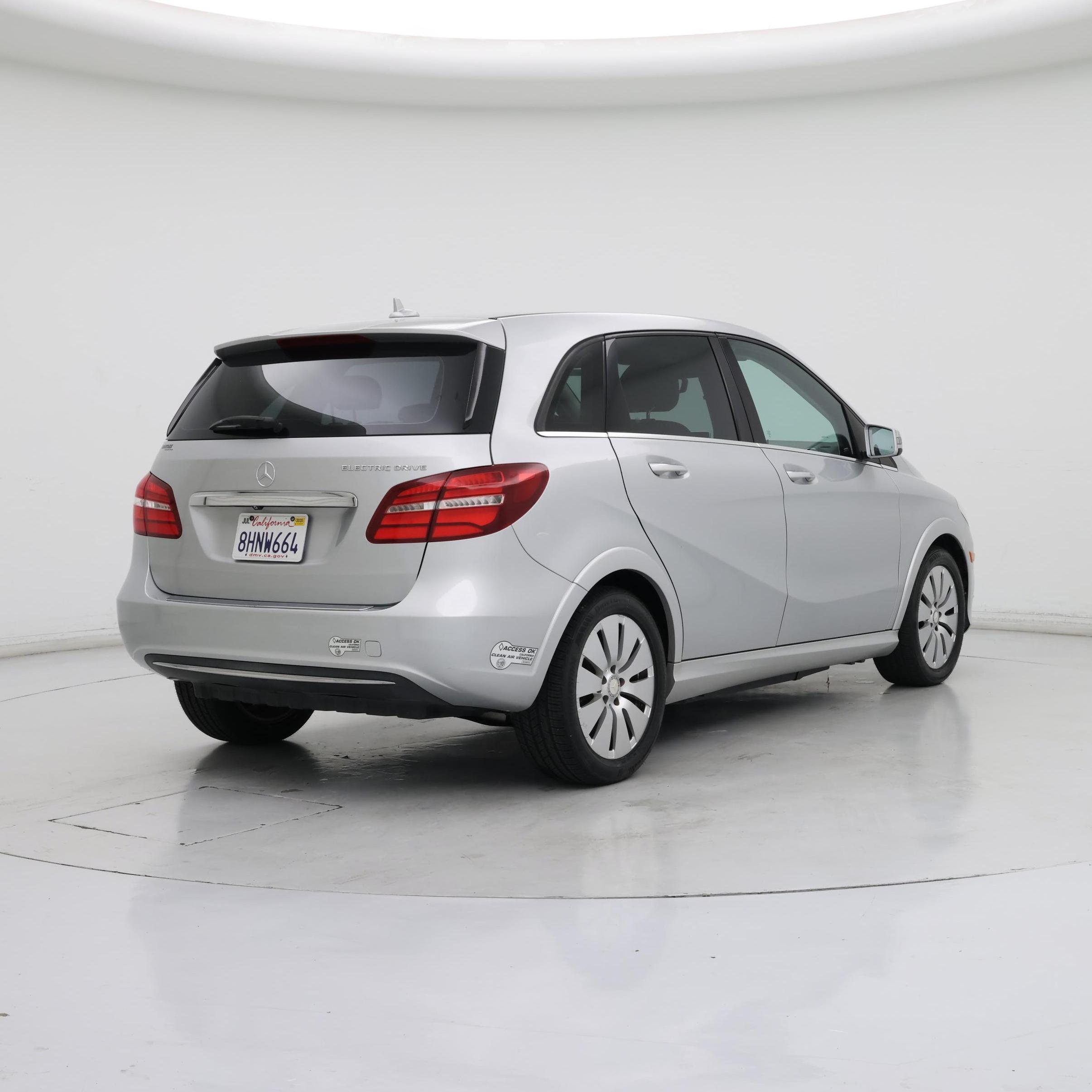 Thumbnail: 2015 Mercedes-Benz B-Class - 8