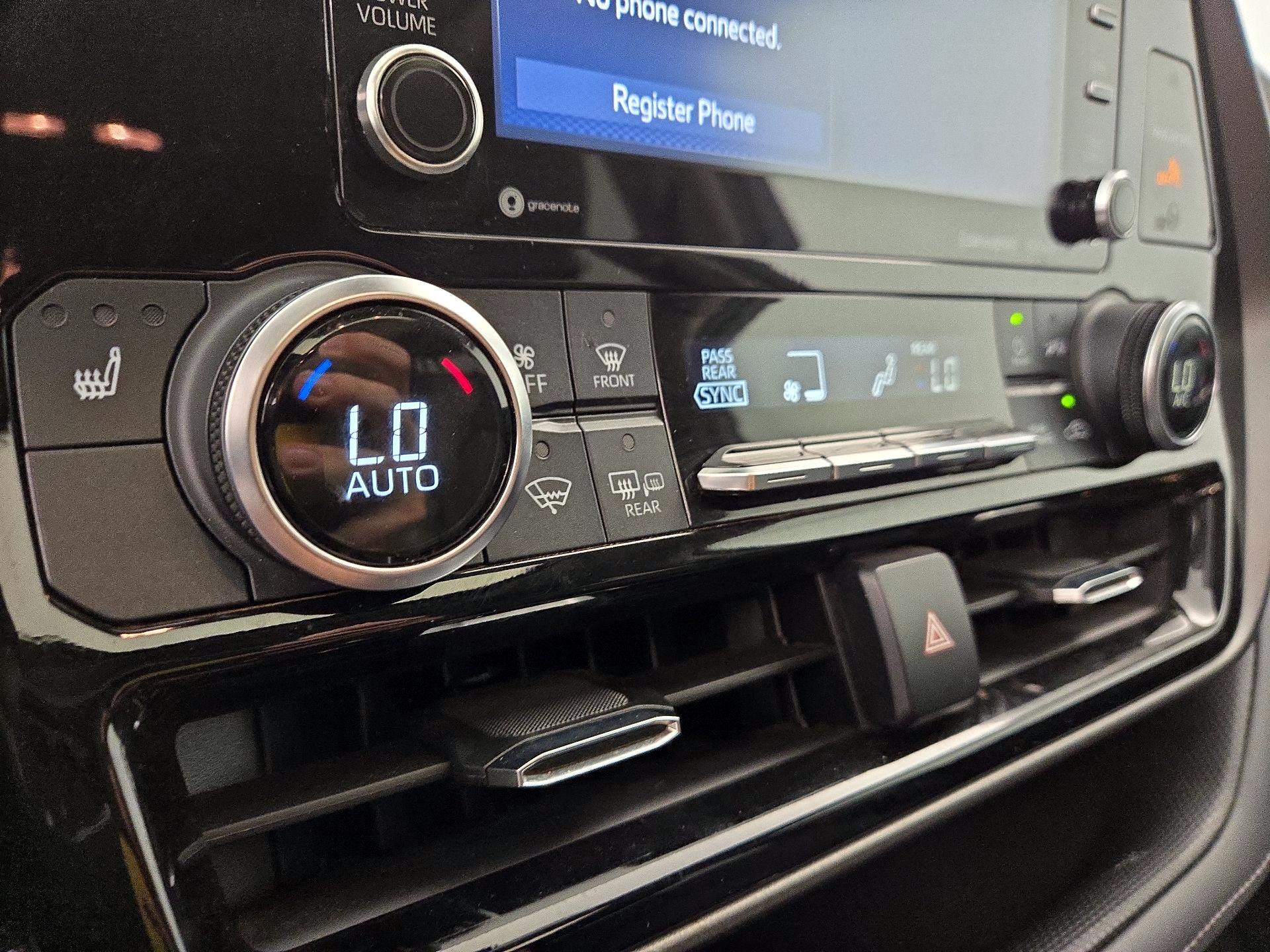 Thumbnail: 2021 Toyota Highlander - 16
