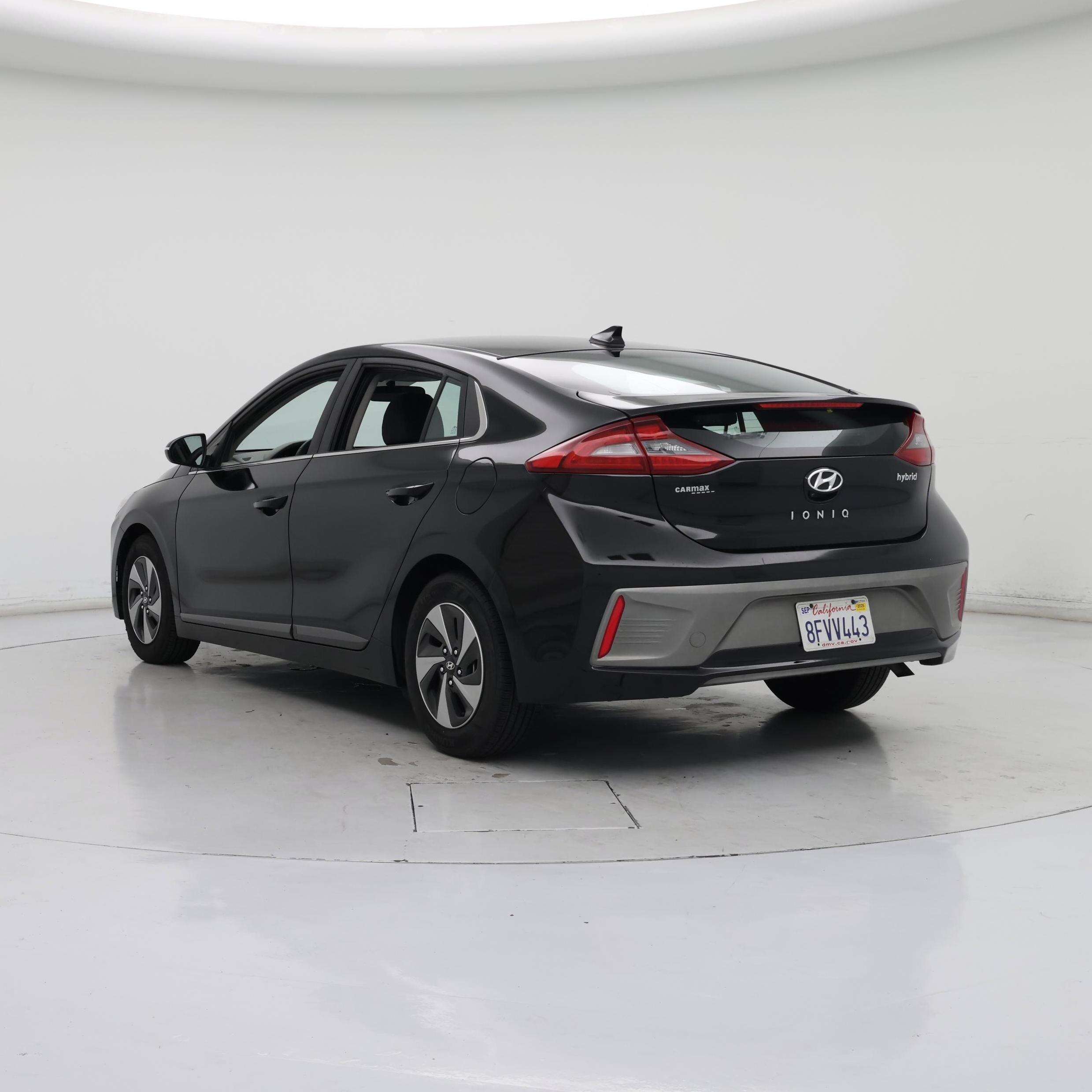 Thumbnail: 2018 Hyundai Ioniq - 2