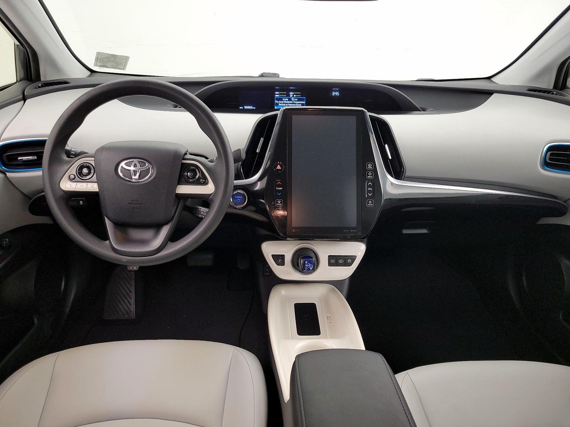 Thumbnail: 2017 Toyota Prius Prime - 9