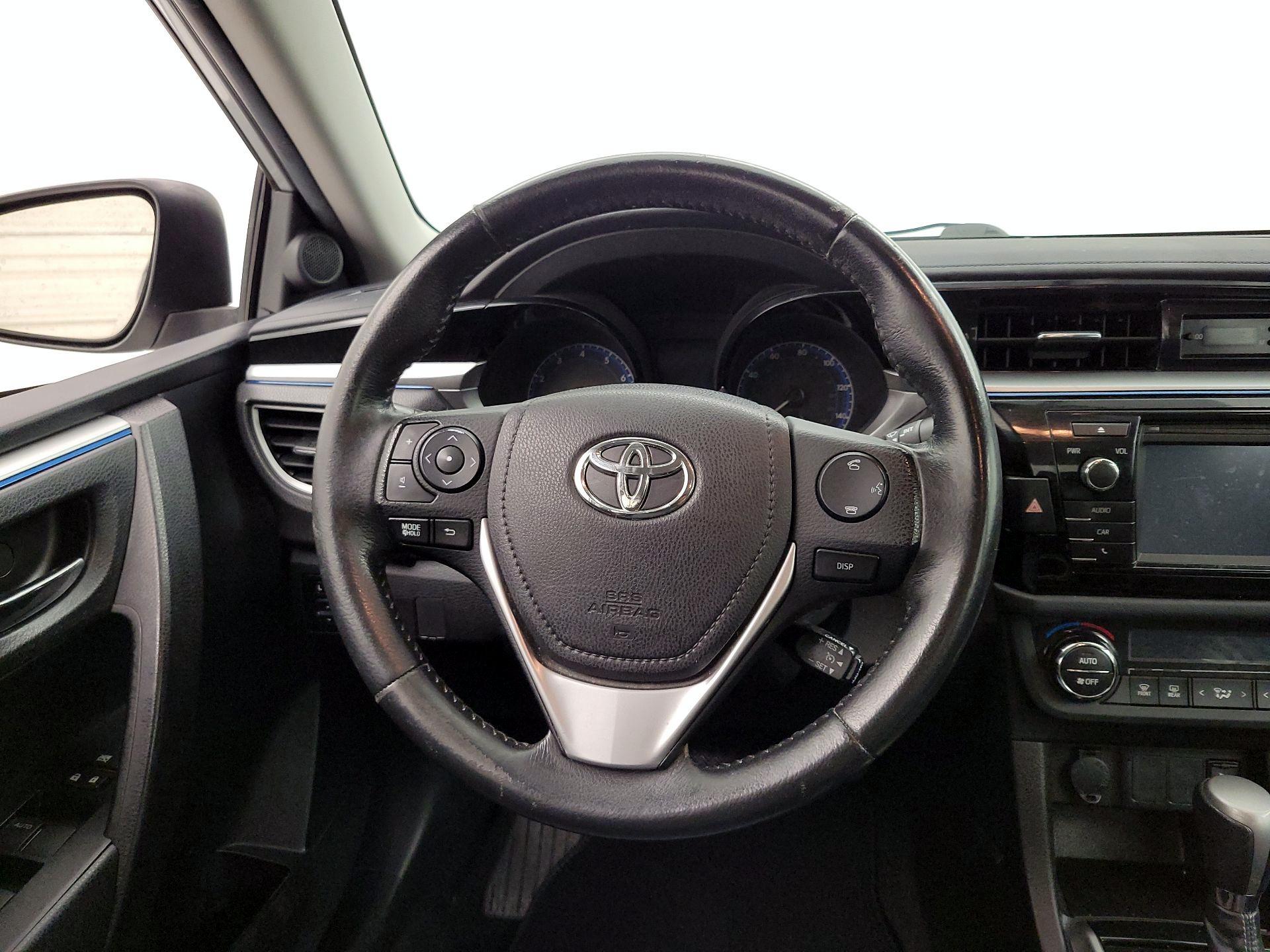 Thumbnail: 2014 Toyota Corolla - 10