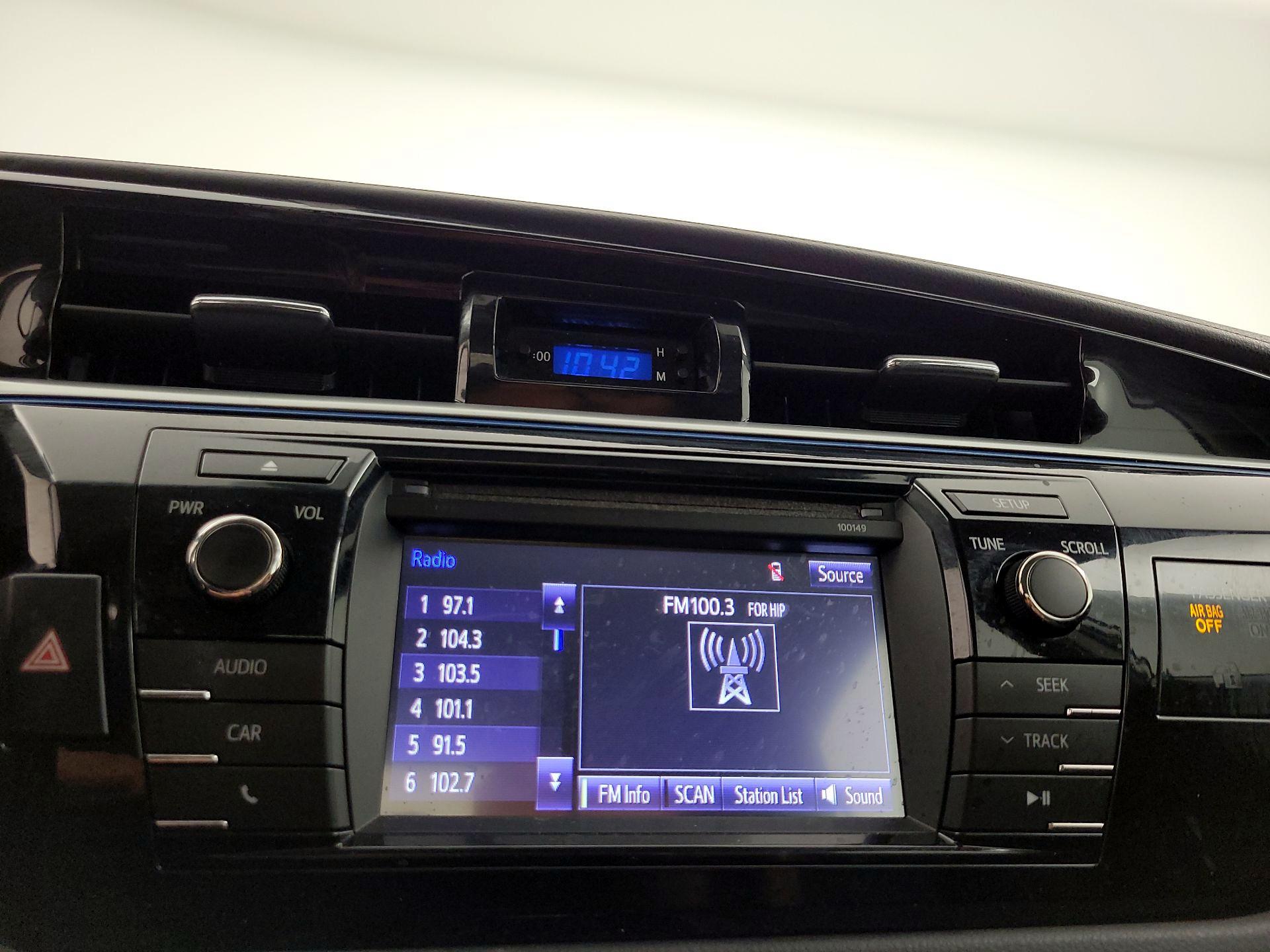 Thumbnail: 2014 Toyota Corolla - 15