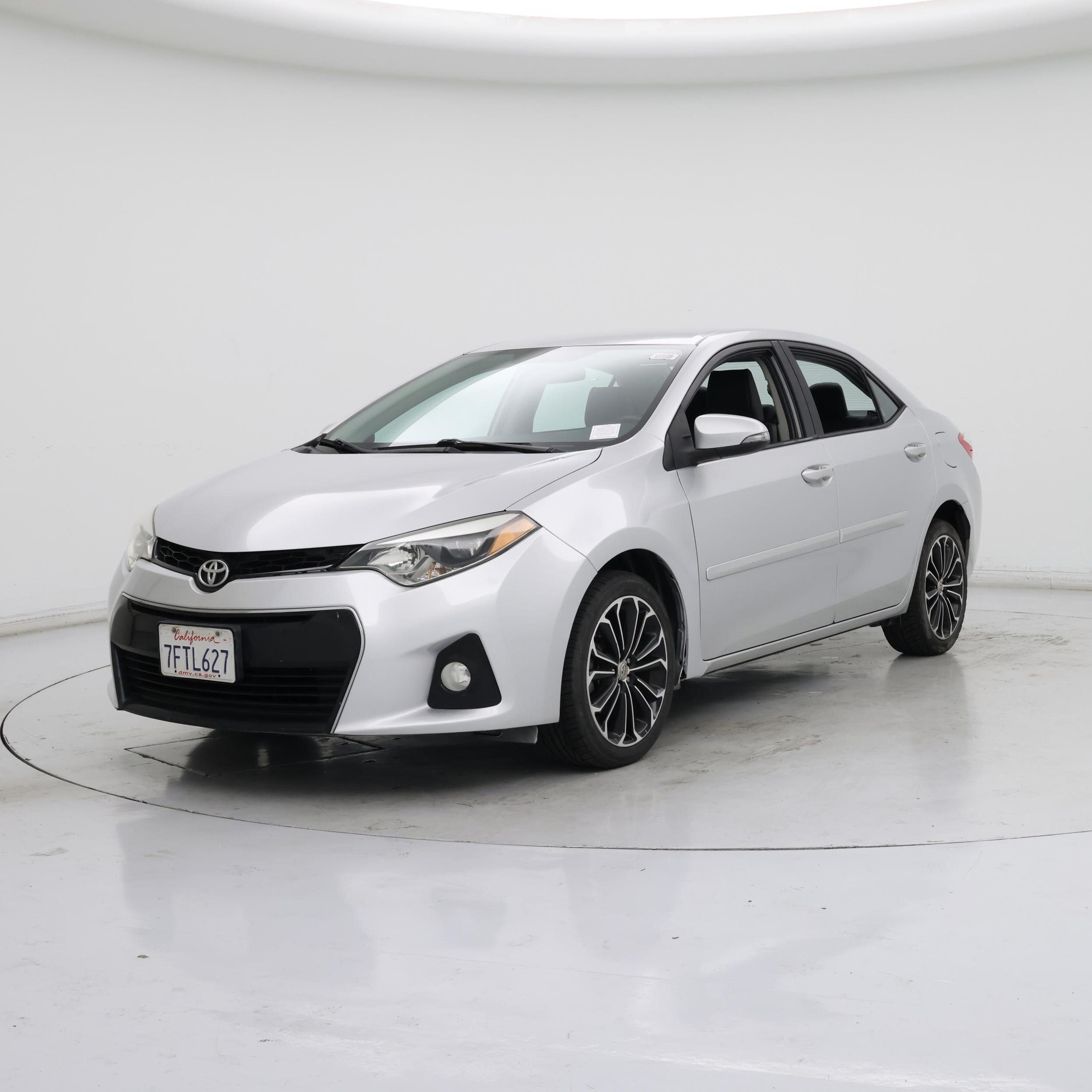 Thumbnail: 2014 Toyota Corolla - 4