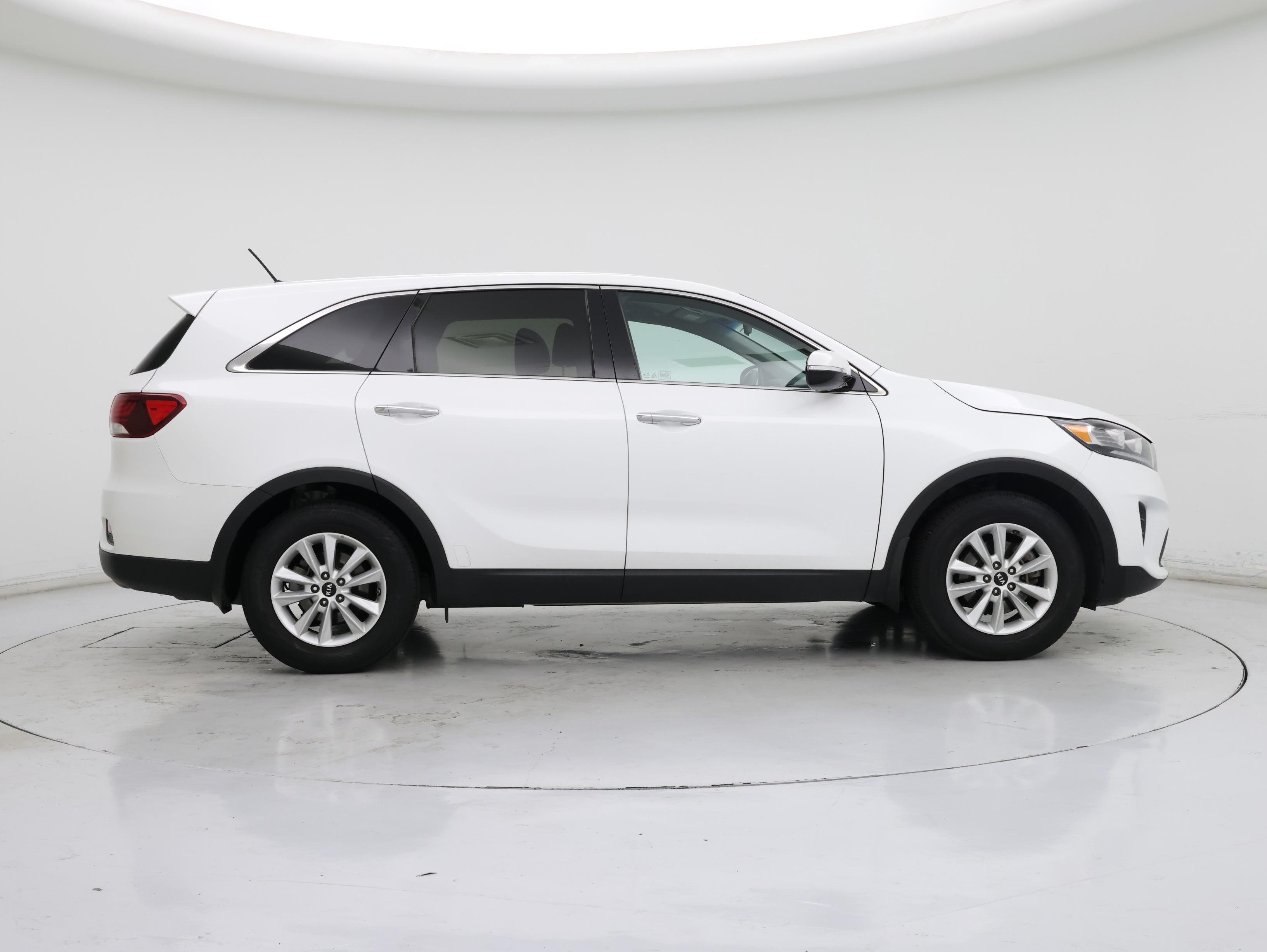 Thumbnail: 2020 Kia Sorento - 7