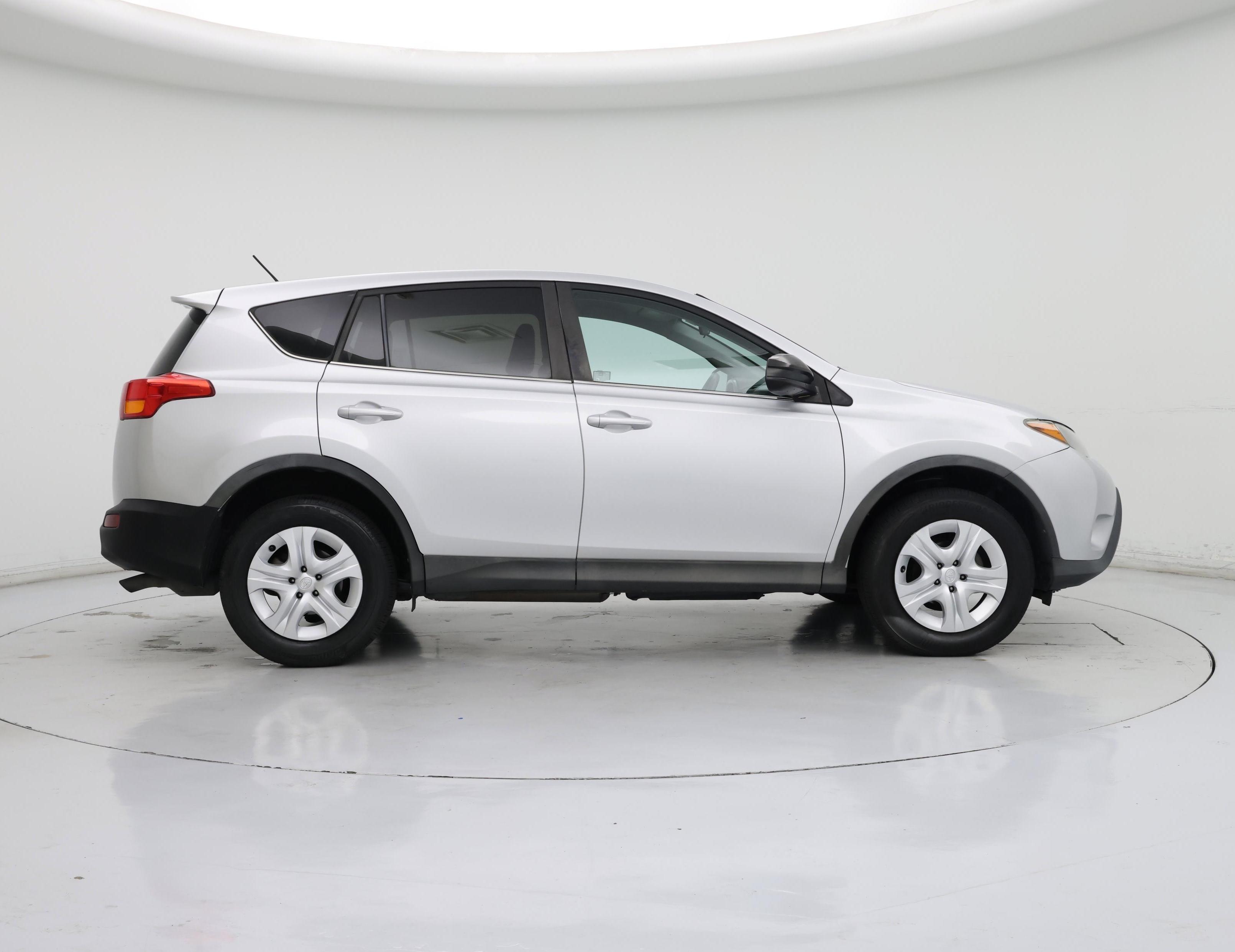 Thumbnail: 2015 Toyota RAV4 - 7