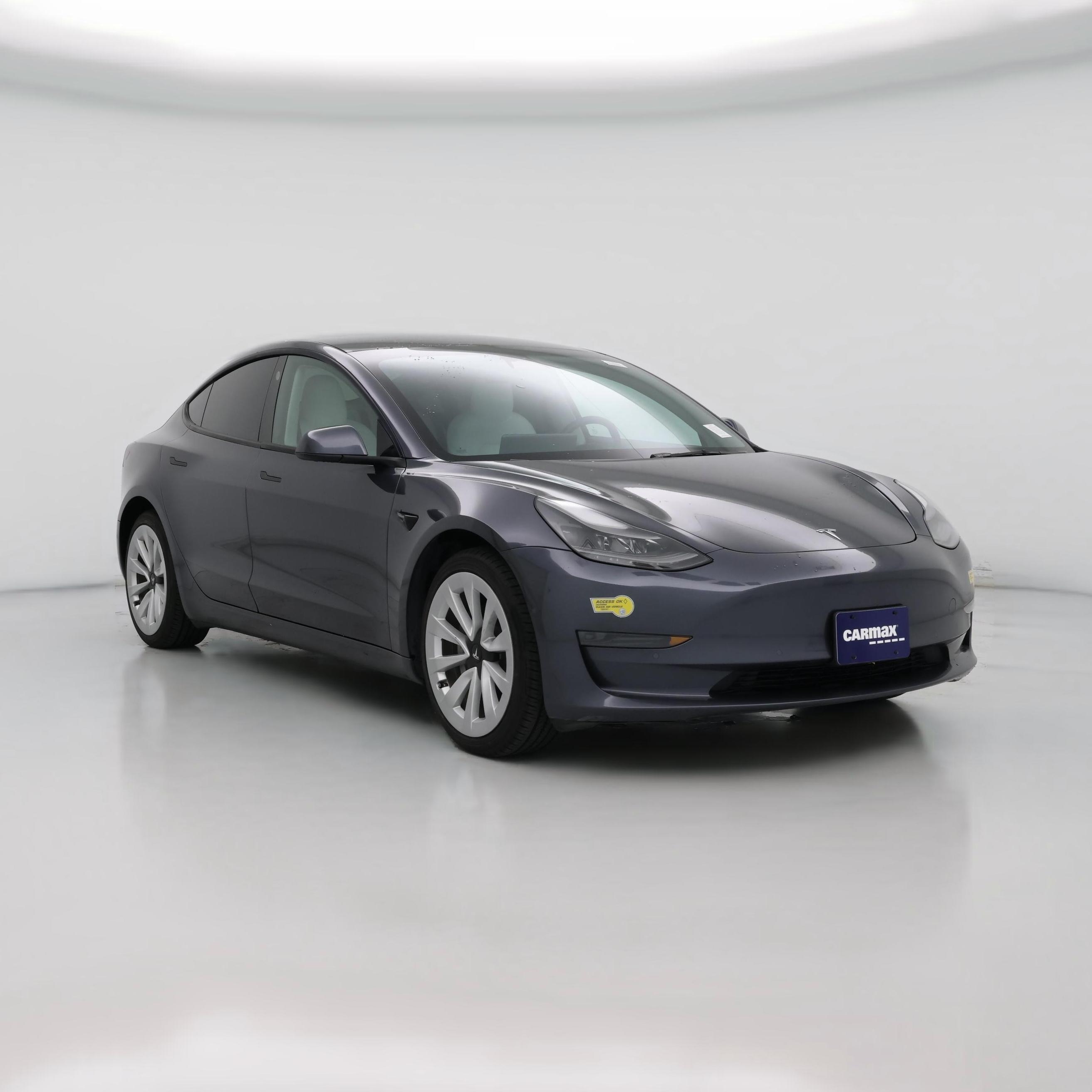 Thumbnail: 2022 Tesla Model 3 - 1