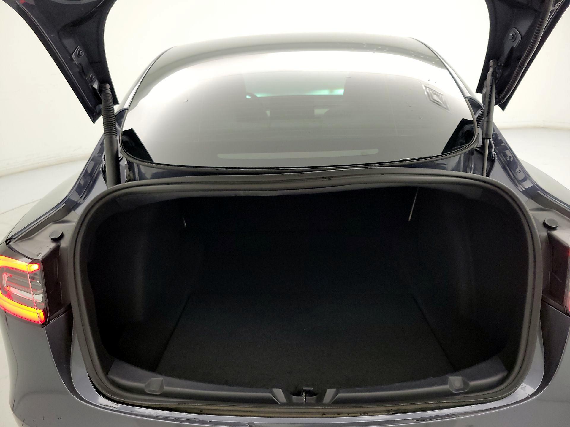 Thumbnail: 2022 Tesla Model 3 - 20