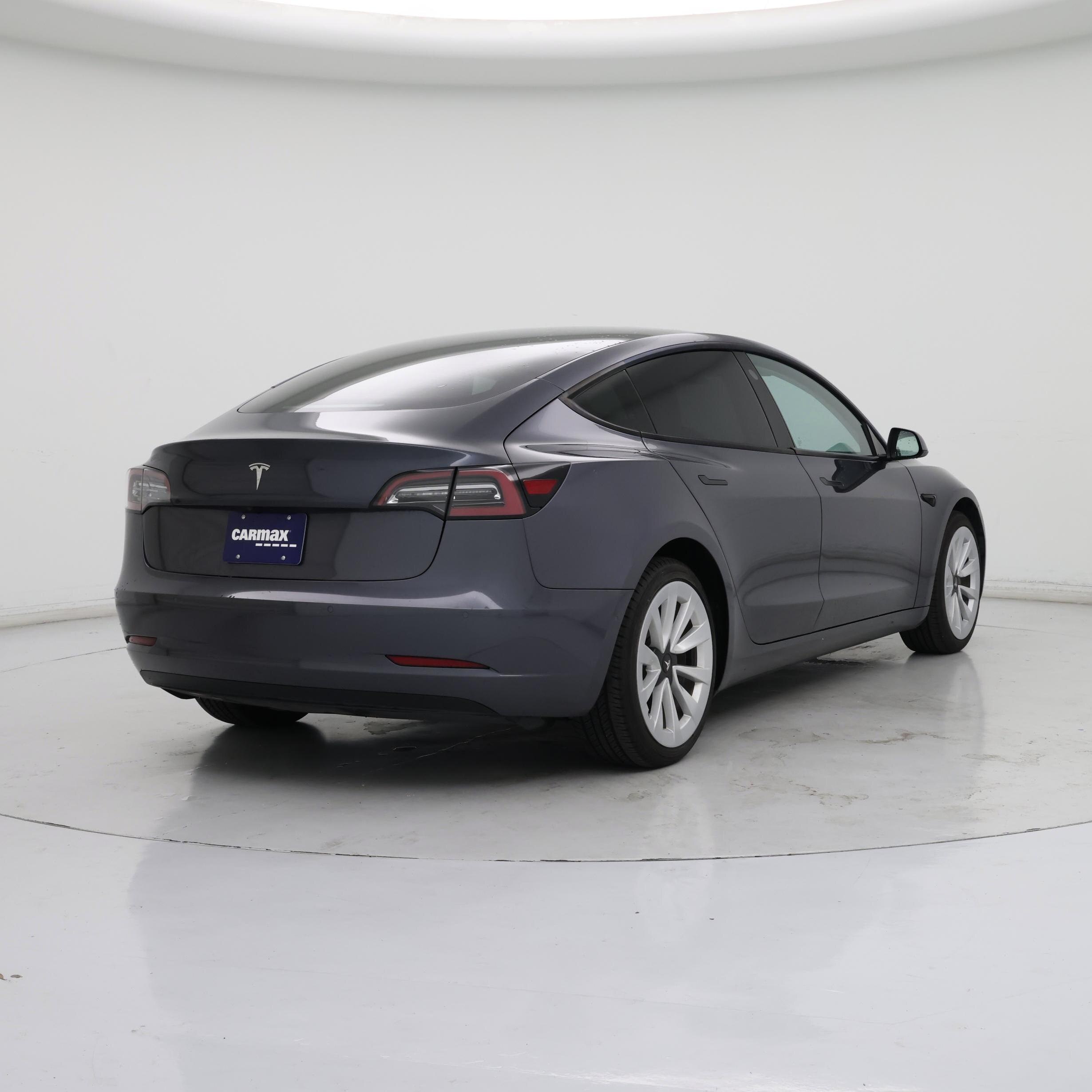 Thumbnail: 2022 Tesla Model 3 - 8