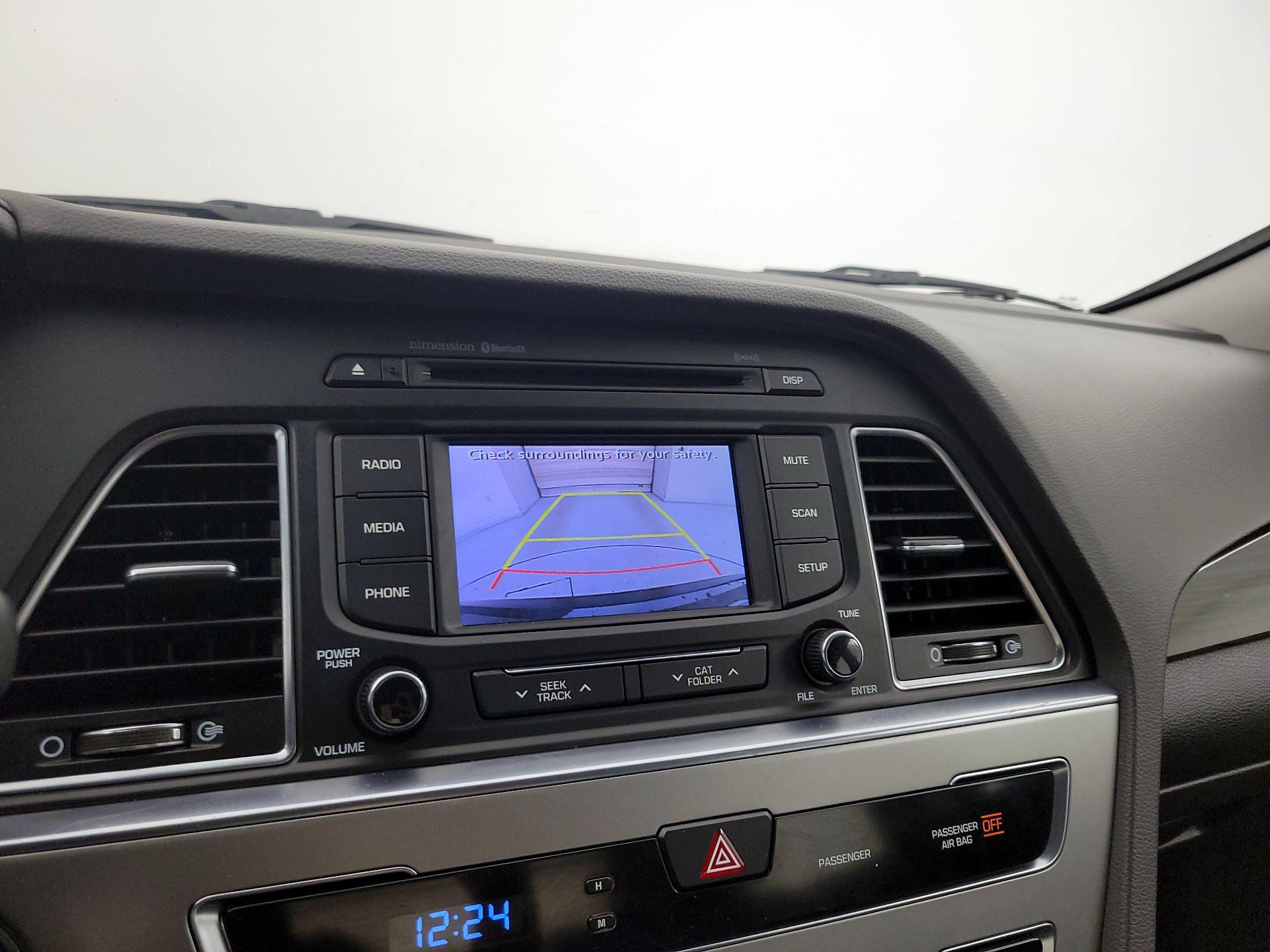 Thumbnail: 2015 Hyundai Sonata - 14