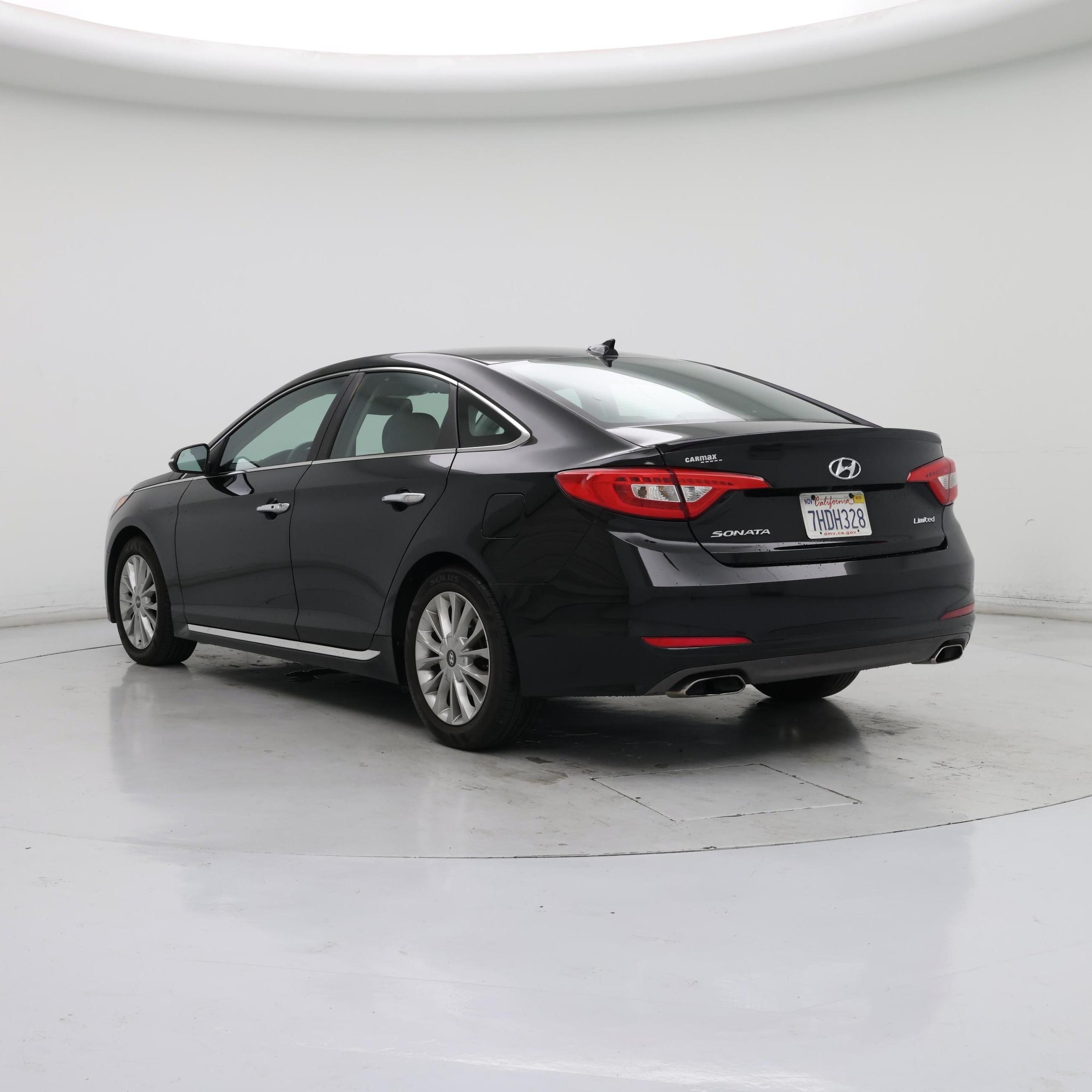 Thumbnail: 2015 Hyundai Sonata - 2