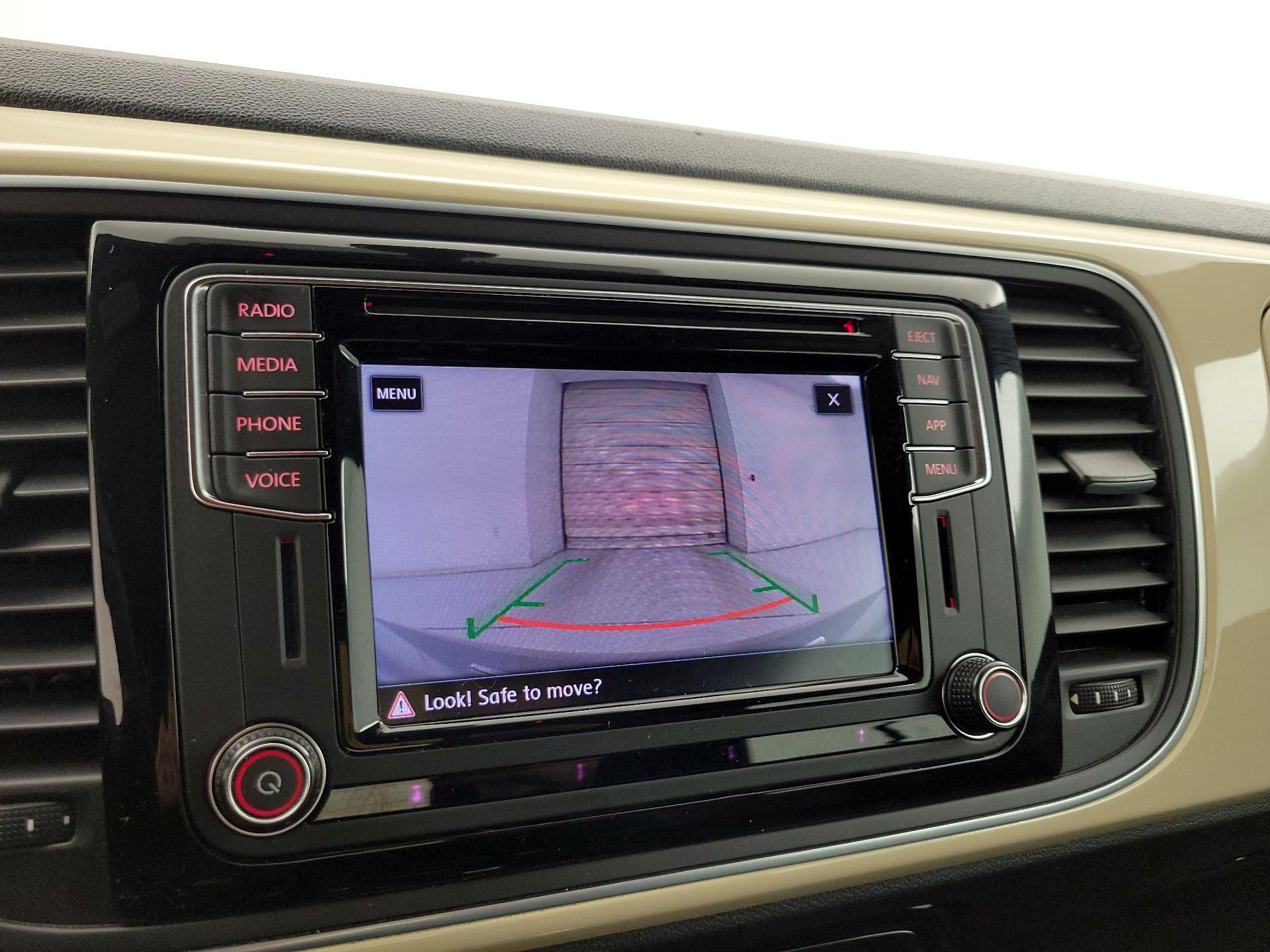 Thumbnail: 2019 Volkswagen Beetle - 14