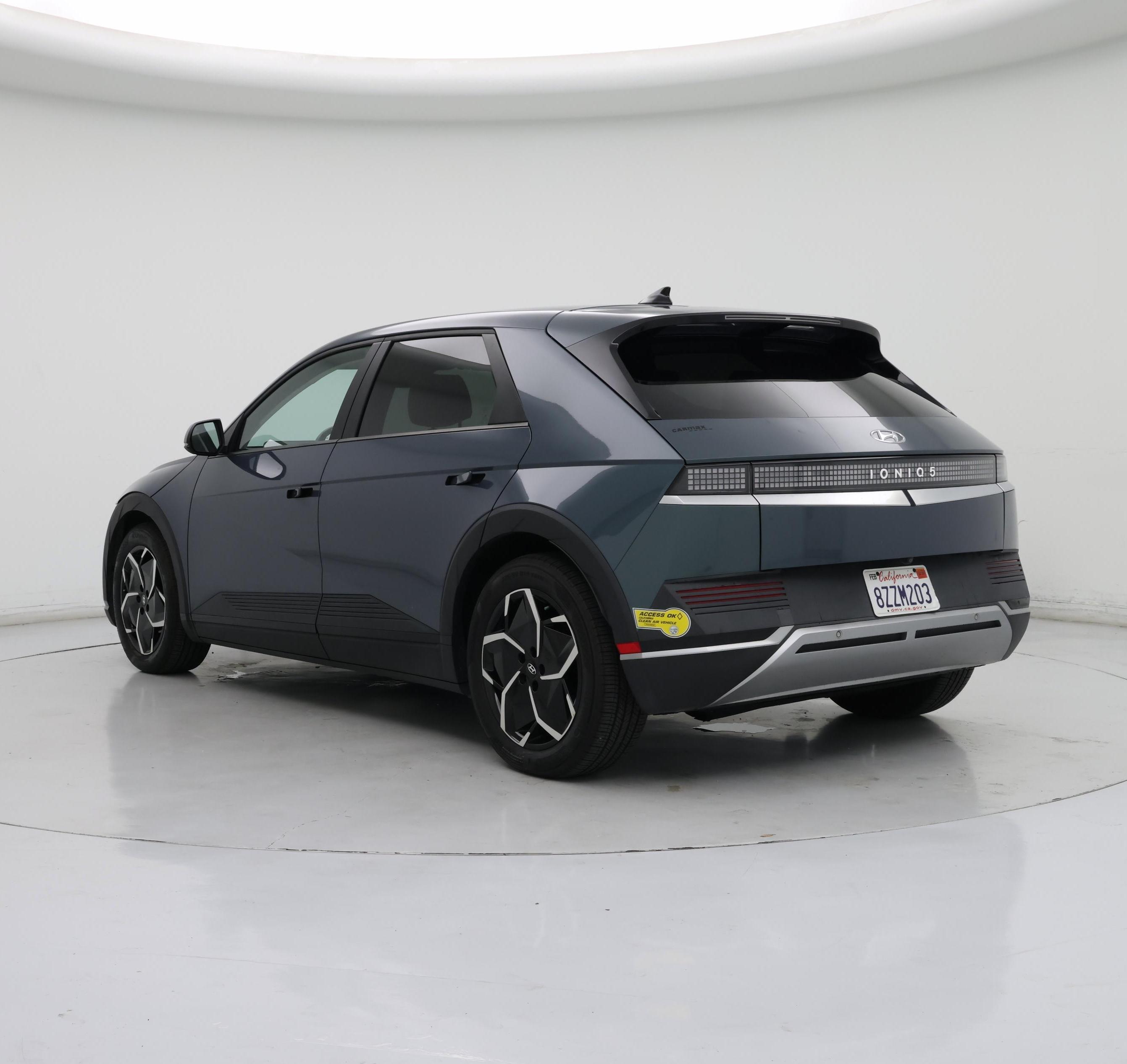 Thumbnail: 2022 Hyundai Ioniq 5 - 2