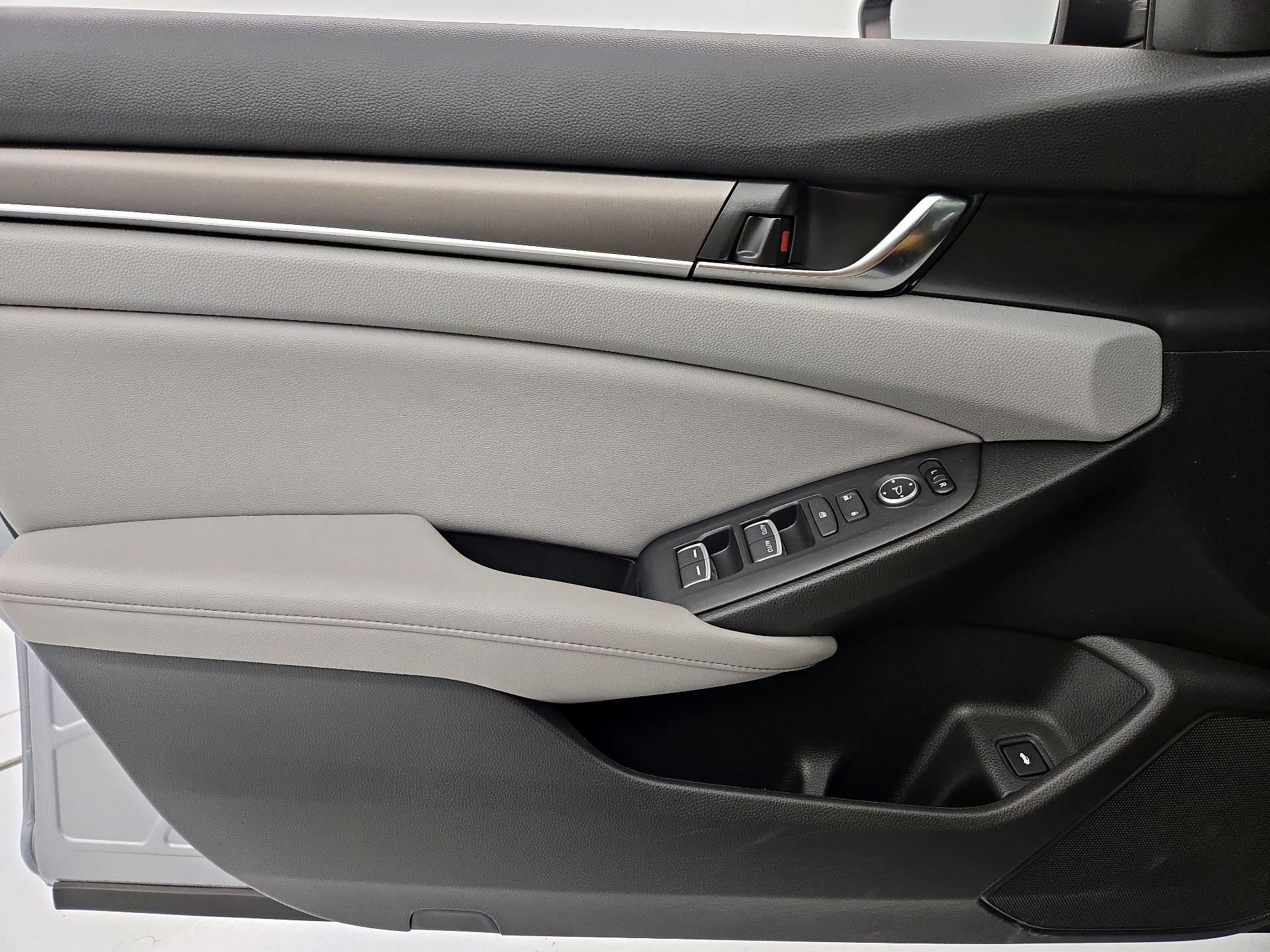 Thumbnail: 2020 Honda Accord - 12