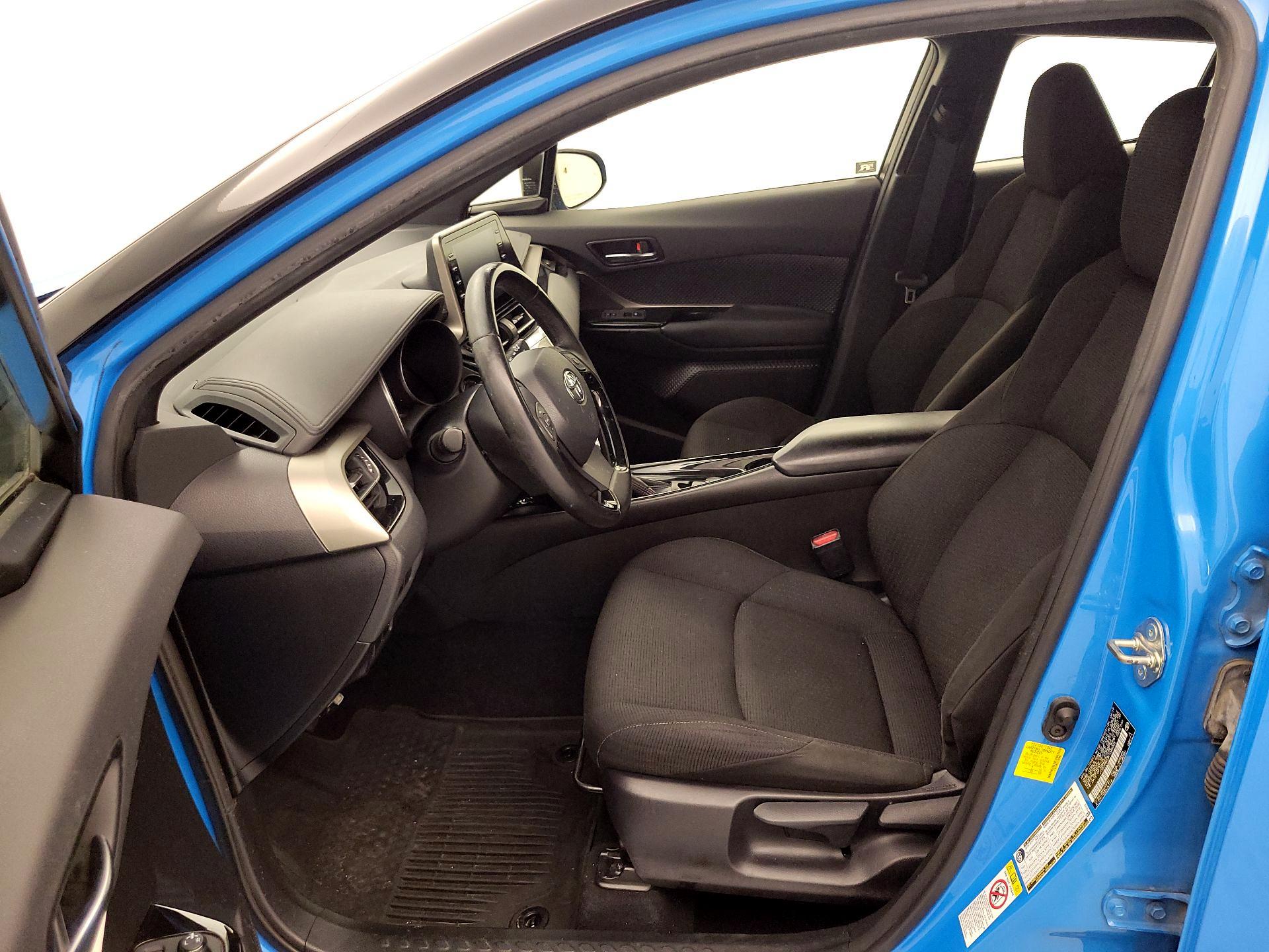 Thumbnail: 2019 Toyota C-HR - 11