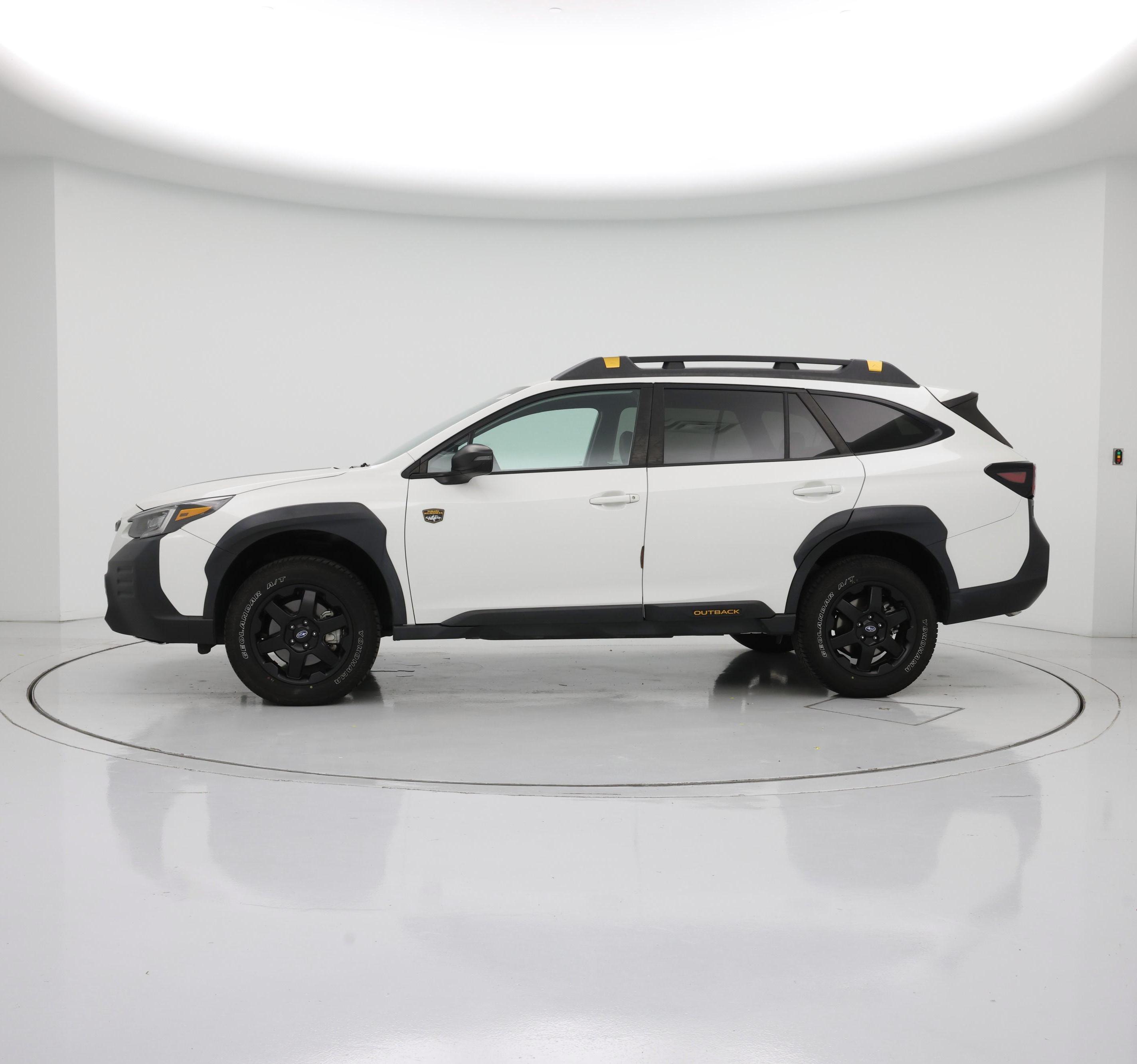 Thumbnail: 2022 Subaru Outback - 3